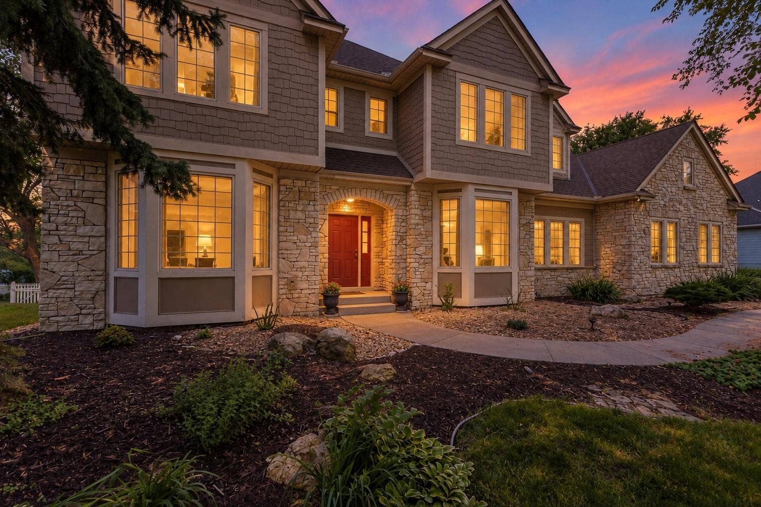 3034 Edgewater Drive, Woodbury, MN 55125 edgewater twilight_front_exterior.jpg