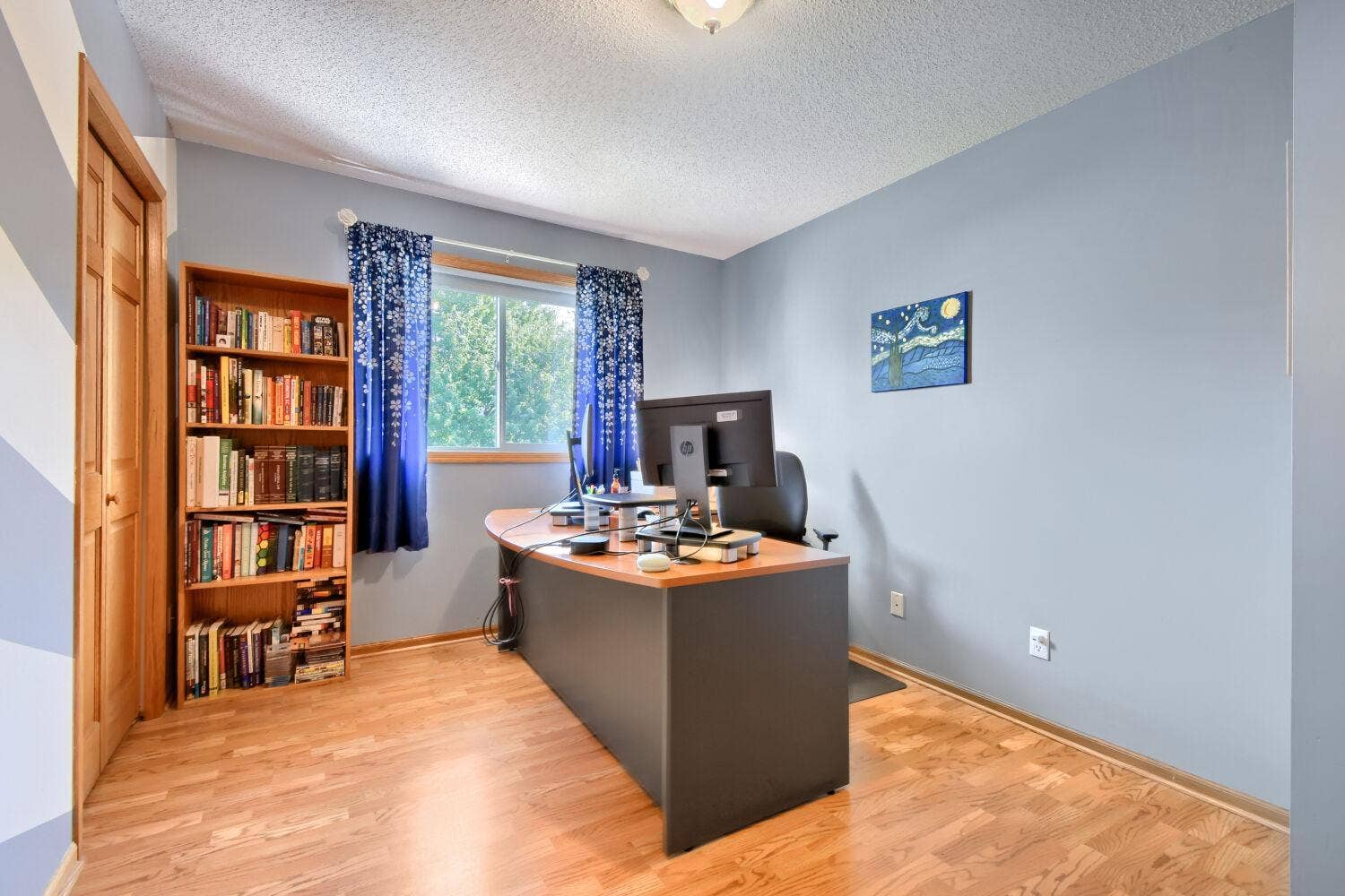 224 Pendryn Hill Bay, Woodbury, MN 55125 One of 3 upper level bedrooms used as office.