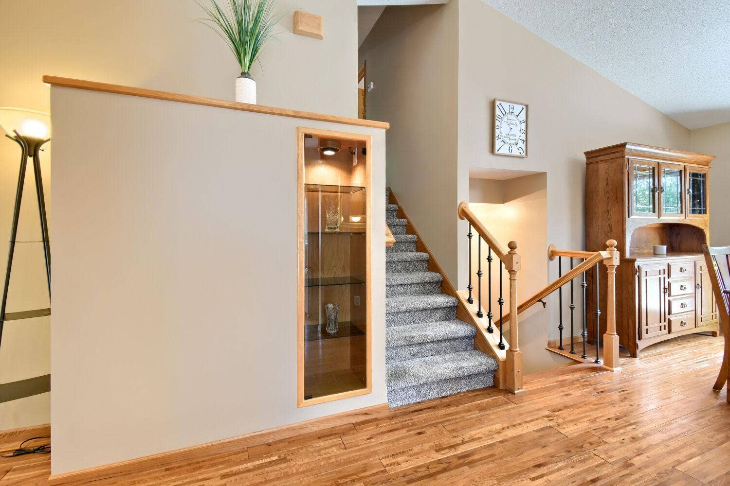 224 Pendryn Hill Bay, Woodbury, MN 55125 224 Pendryn Hill Bay, Woodbury, MN 55125