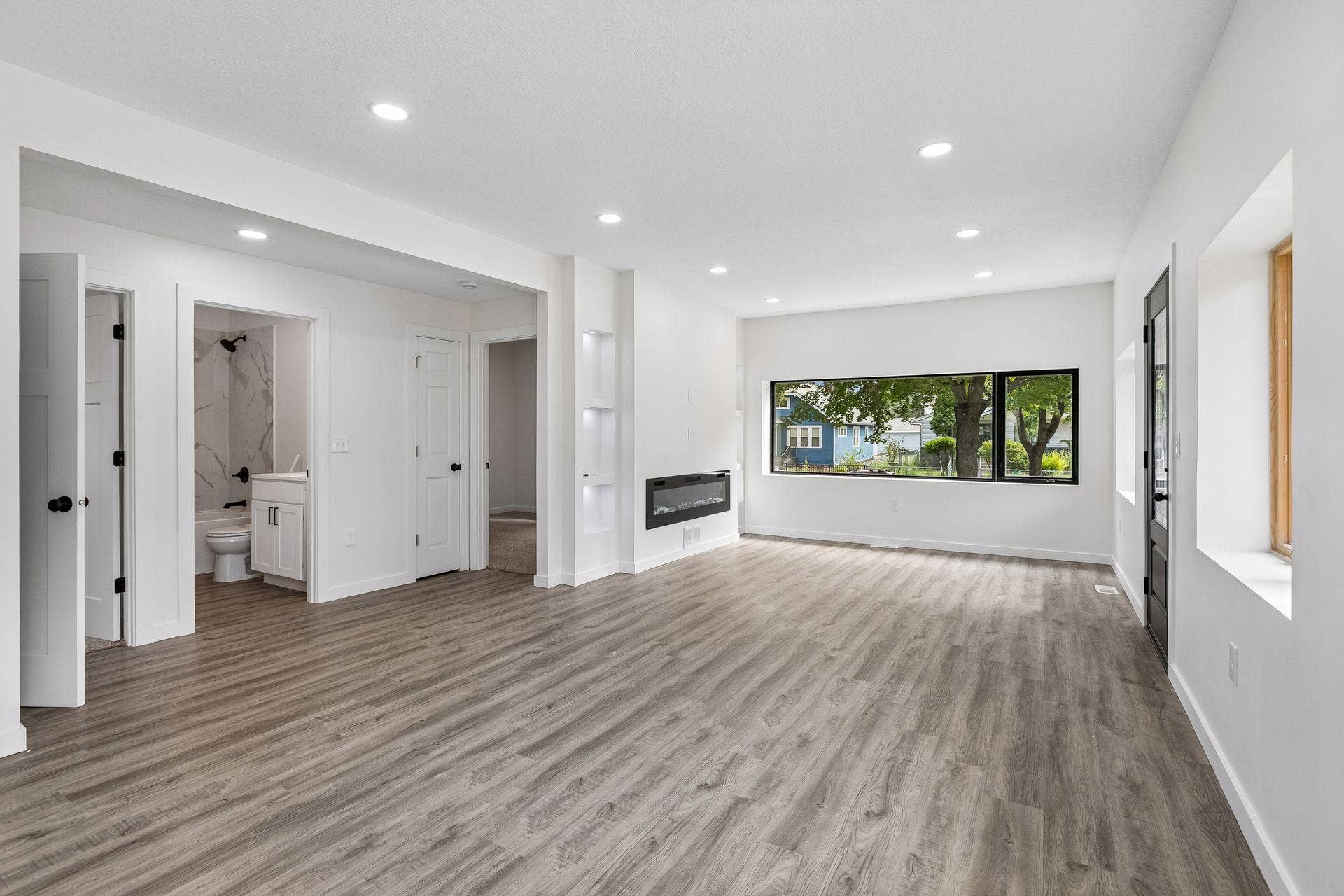 2601 N Morgan Avenue N, 36, Minneapolis, MN 55411 SW Dinning Room View
