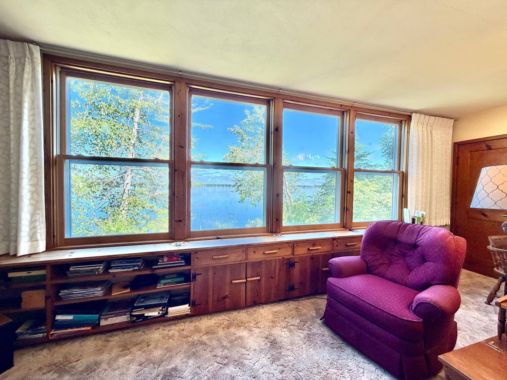 2001 S Lake Irving Drive SW, Bemidji, MN 56601 Living room 2.jpg