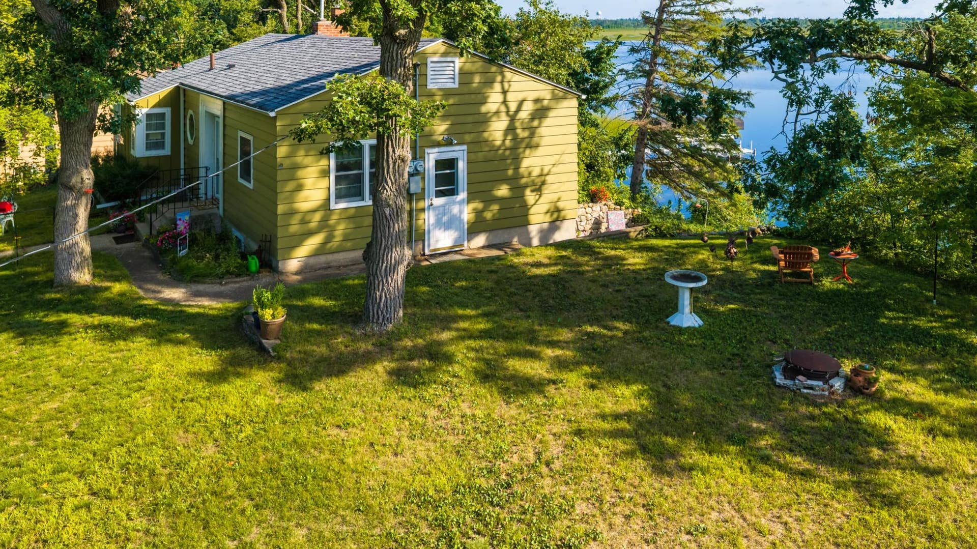 2001 S Lake Irving Drive SW, Bemidji, MN 56601 2001 S Lake Iving Dr SW