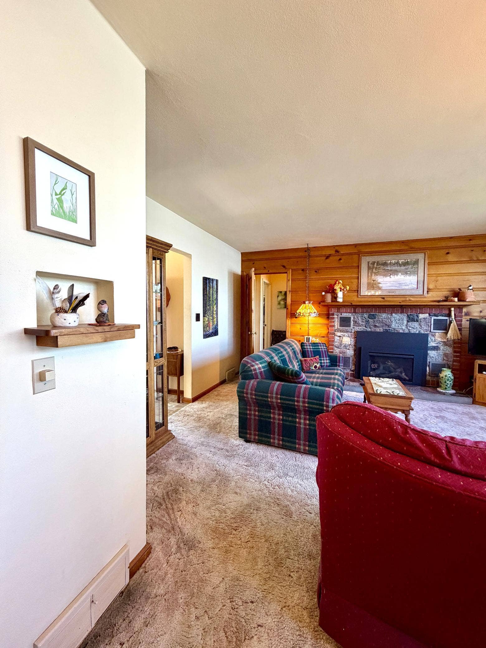 2001 S Lake Irving Drive SW, Bemidji, MN 56601 Living room.jpg