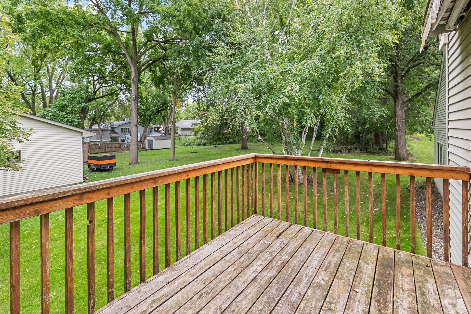 3848 Linden Avenue, White Bear Lake, MN 55110 8x10 deck.