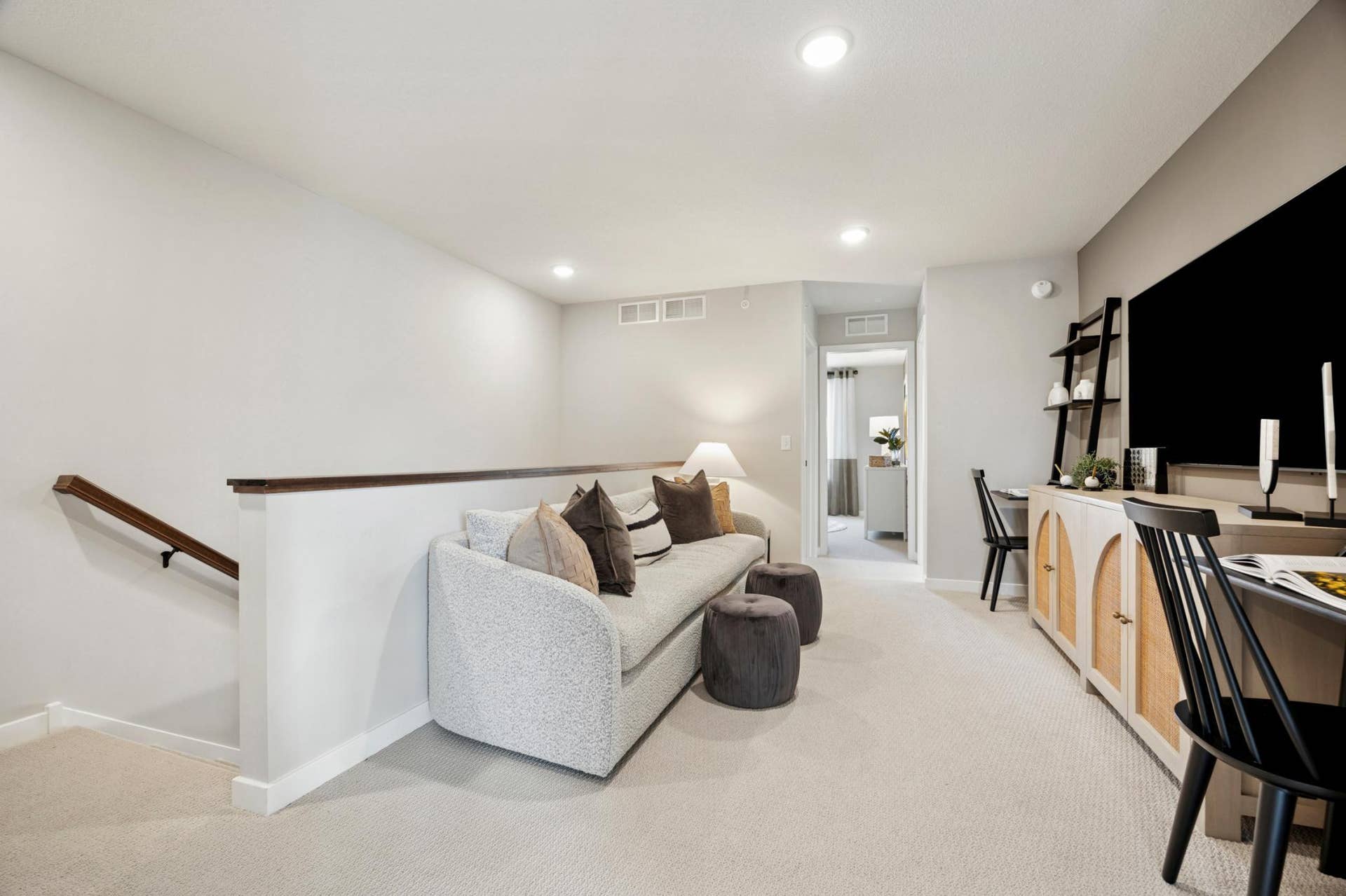 10410 Glacier Lane N, Maple Grove, MN 55369 Second Floor loft