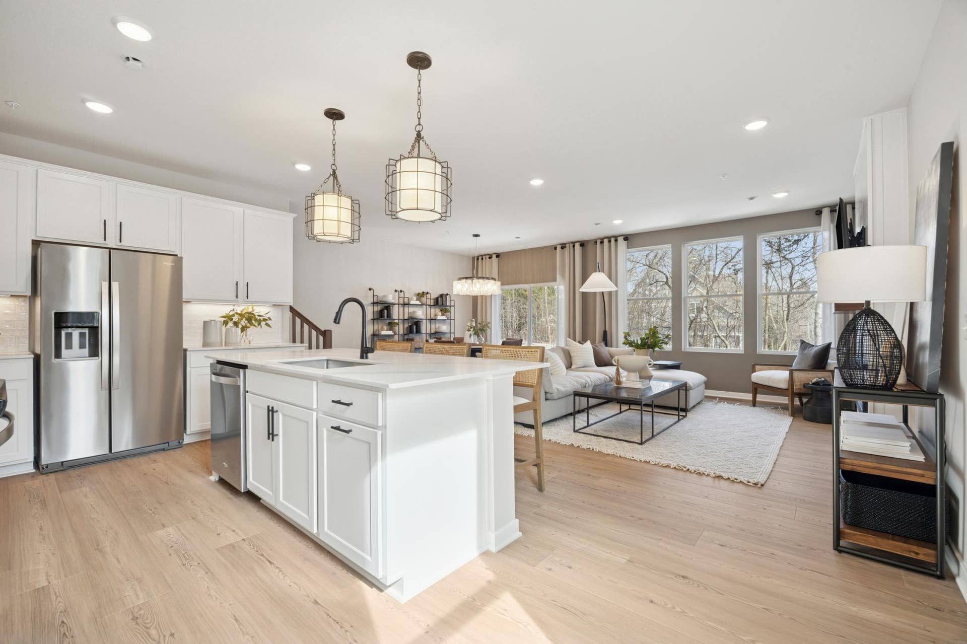 10410 Glacier Lane N, Maple Grove, MN 55369 Main floor