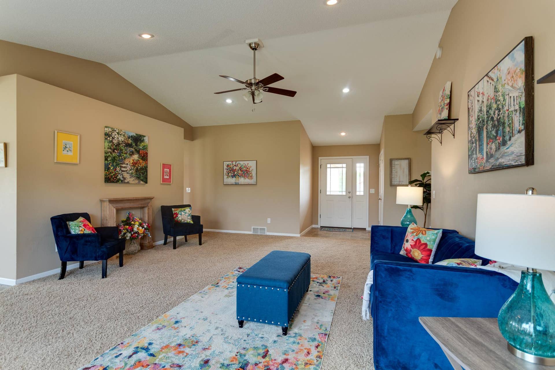 06-Kestrel-Living-Room-03.jpg