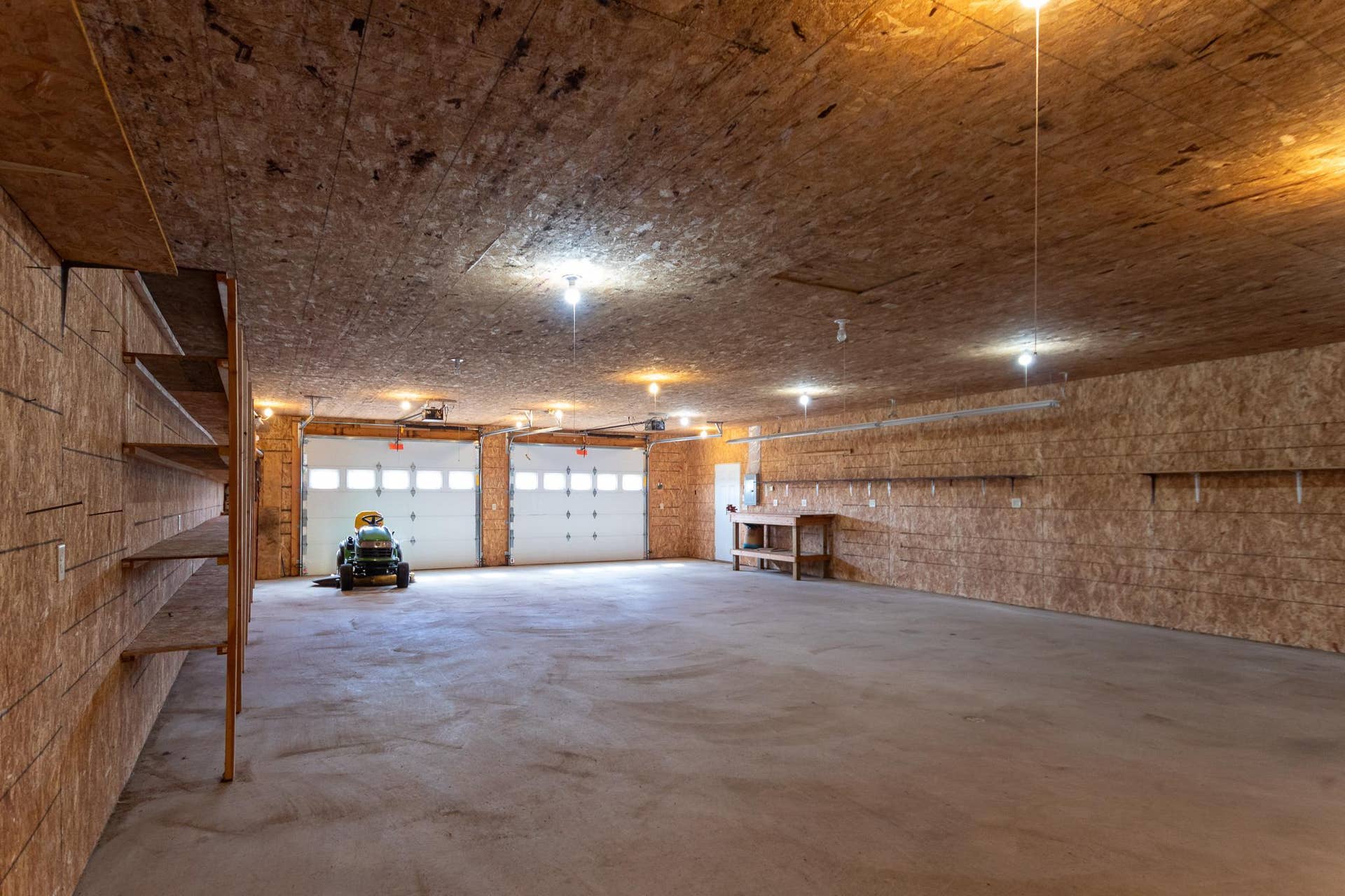 35-Kestrel-Detached-Garage-Interior-03.jpg