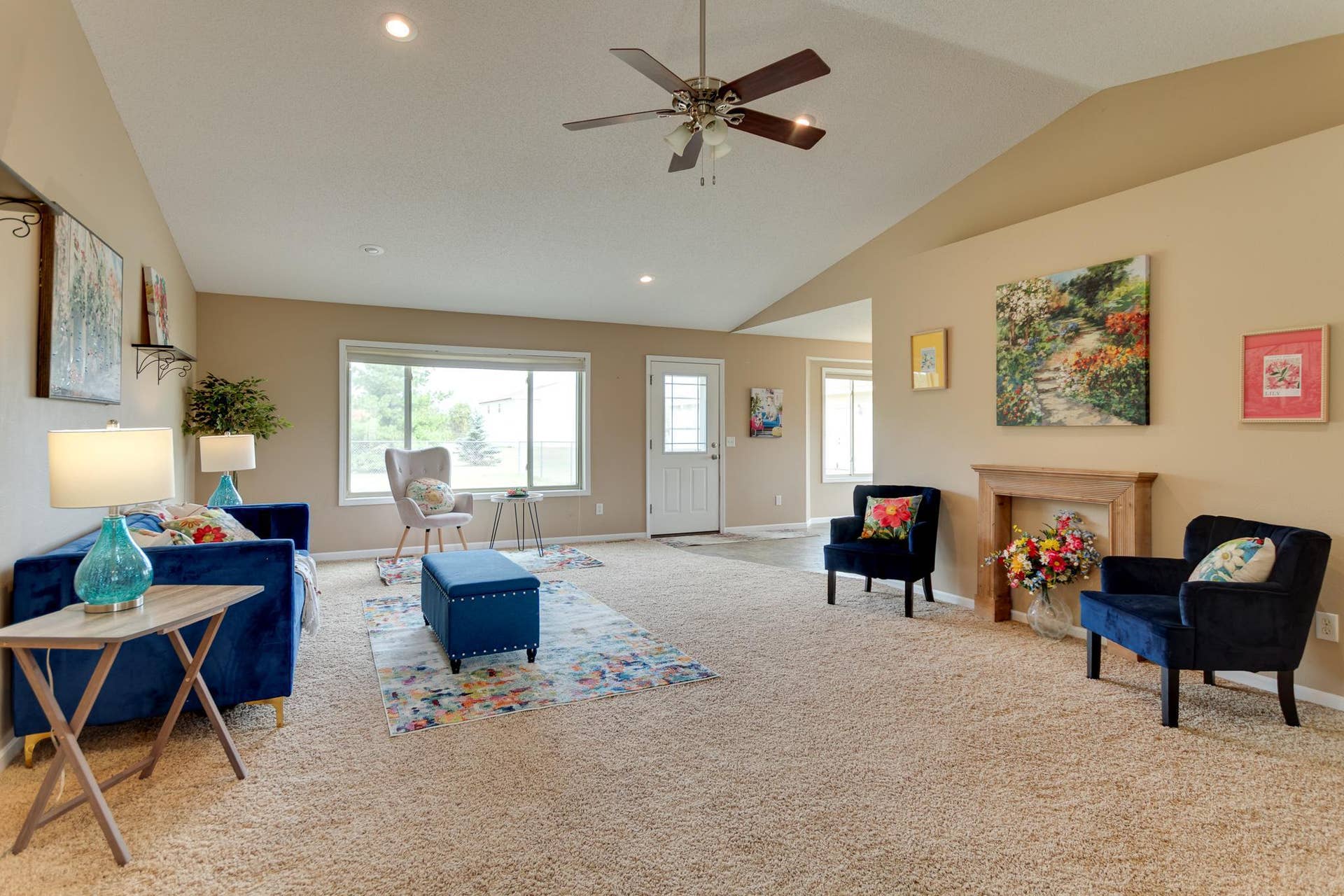 04-Kestrel-Living-Room-01.jpg