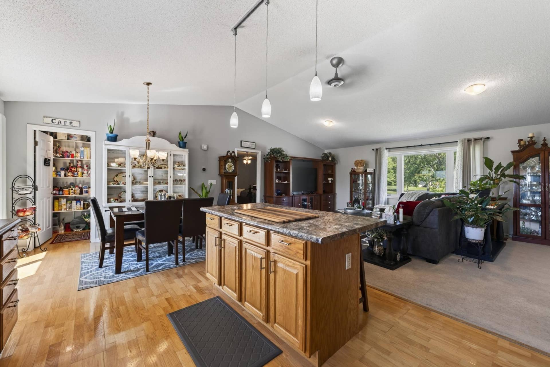 2122 Harrison Court SW, Bemidji, MN 56601 DSC00575.jpg
