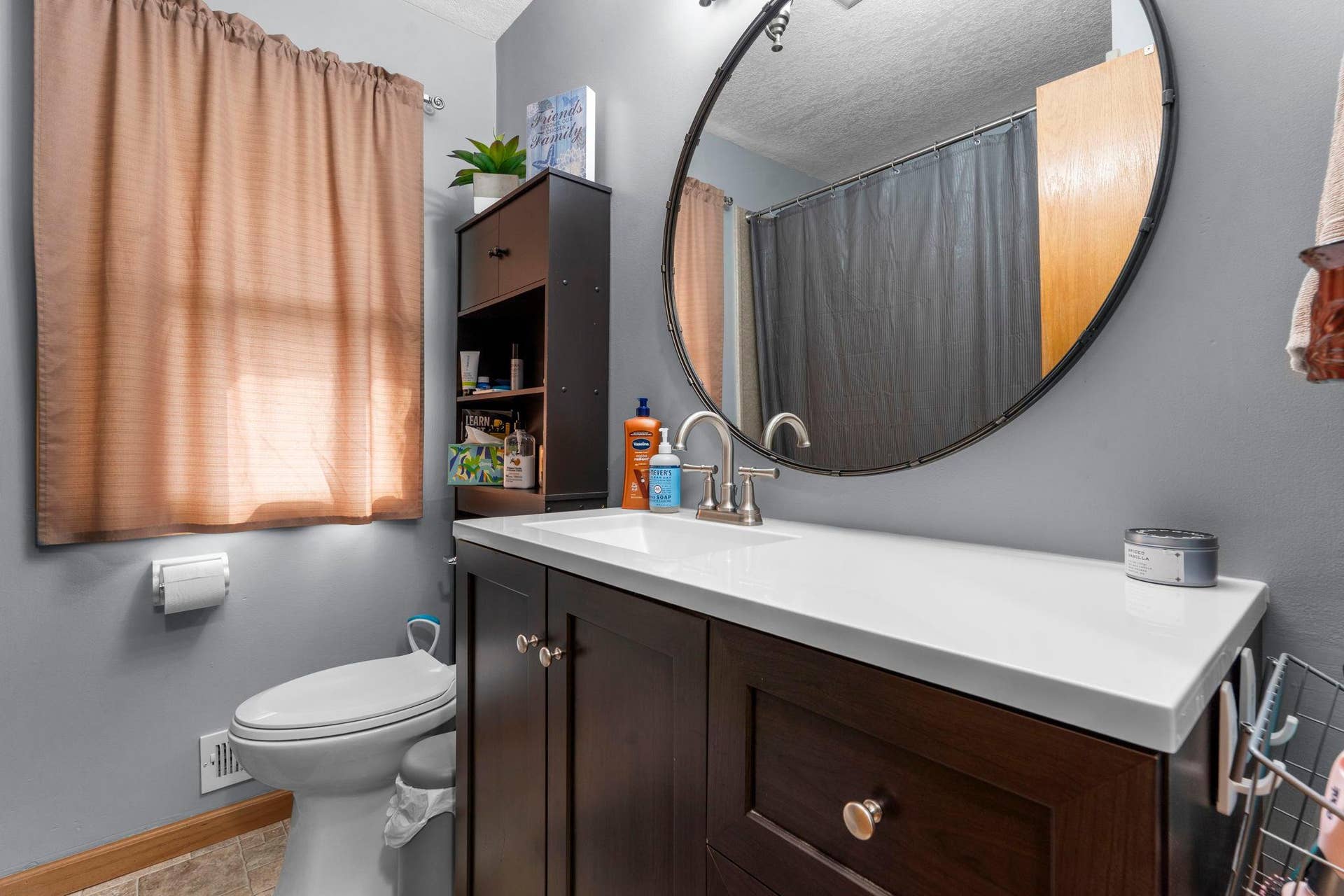 11833 Ilex Street NW, Coon Rapids, MN 55448 20-web-or-mls-11833 Ilex St NW-78.jpg