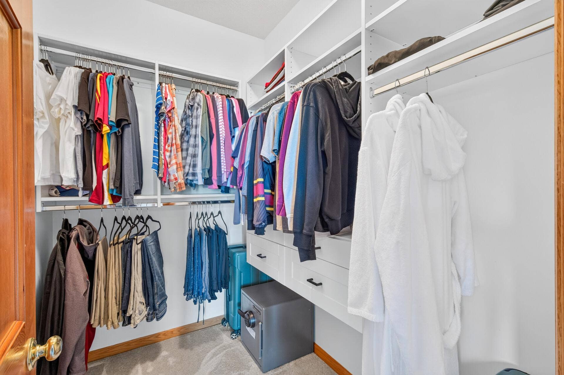 9196 Jewel Lane N, Forest Lake, MN 55025 Walk in closet