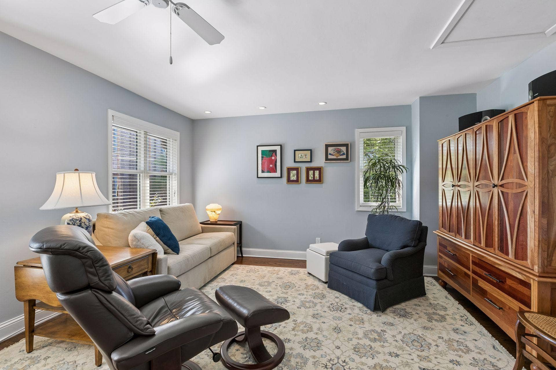 1952 Dupont Avenue S, 46, Minneapolis, MN 55403 Bedroom #2 is being used as a tv room and office/art space.