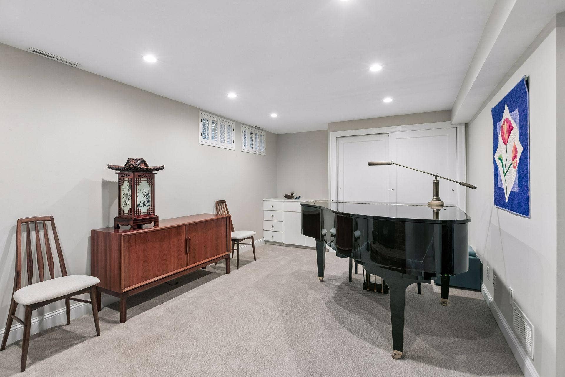 1952 Dupont Avenue S, 46, Minneapolis, MN 55403 Closet organizer system and built in cabinetry