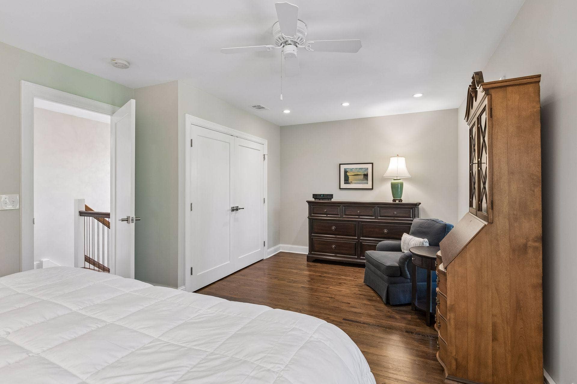 1952 Dupont Avenue S, 46, Minneapolis, MN 55403 Primary bedroom's closet has a closet organizing system.