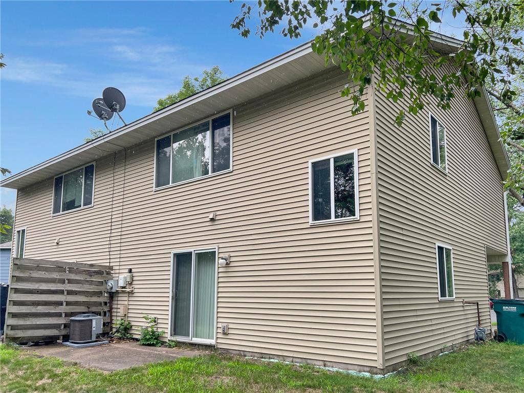 11931 Wintergreen St. NW, #1, Coon Rapids, MN 55448 11923-11931 Wintergreen picture 1.jpg