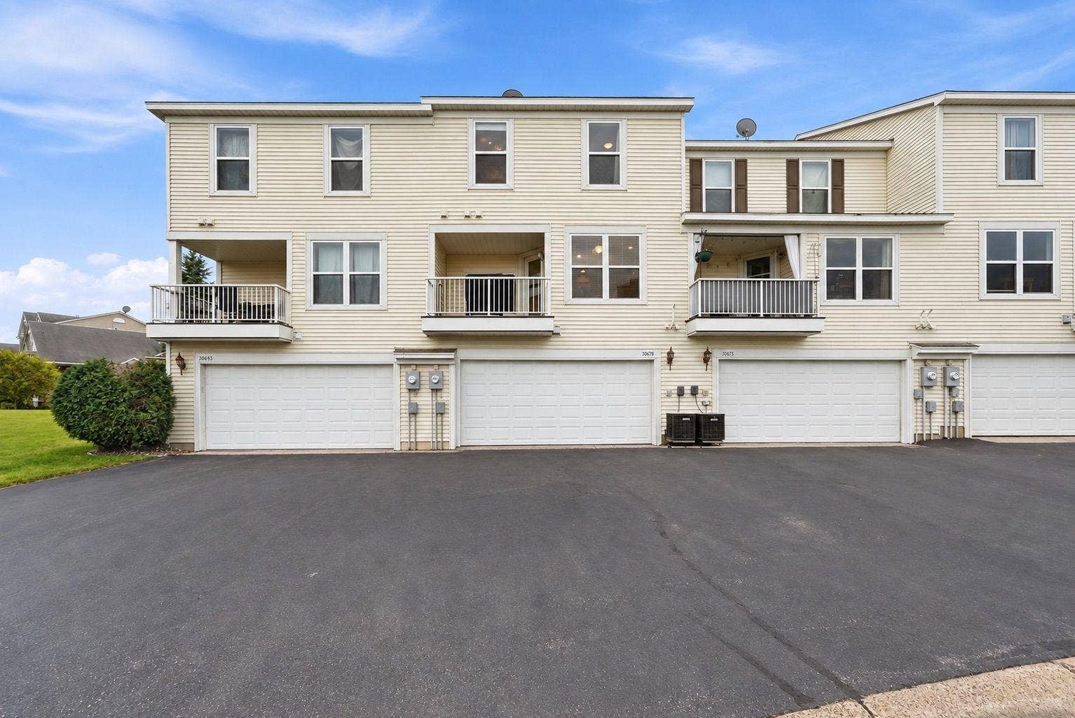 15079 French Drive N, Hugo, MN 55038 15079 French Drive N, Hugo, MN 55038