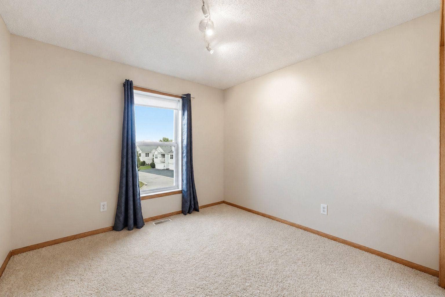 15079 French Drive N, Hugo, MN 55038 15079 French Drive N, Hugo, MN 55038
