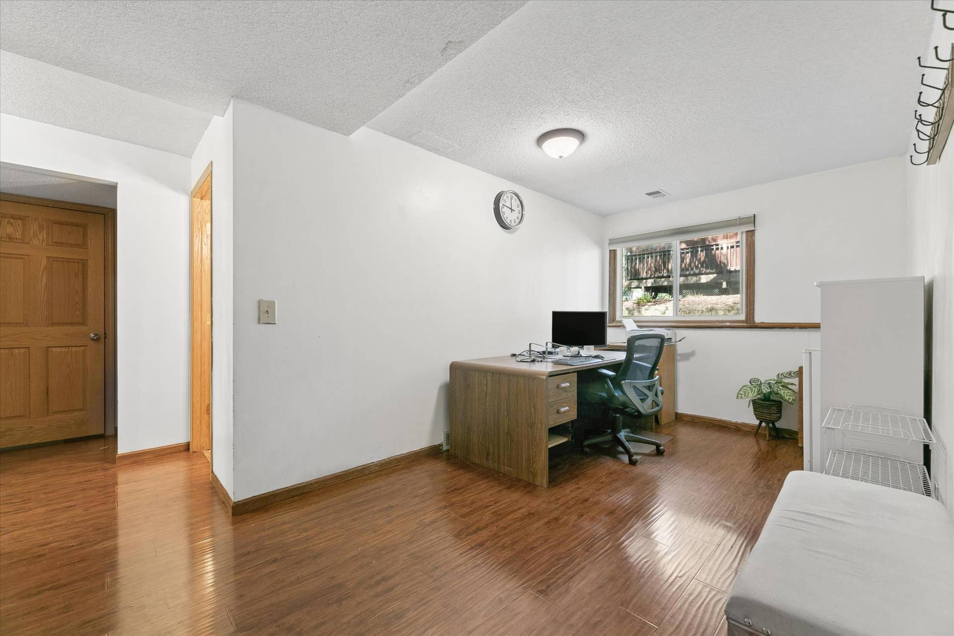 6242 Whispering Oaks Drive, Eden Prairie, MN 55346 33-6242 Whispering Oaks Dr Eden Prairie, MN 55346_27.jpg