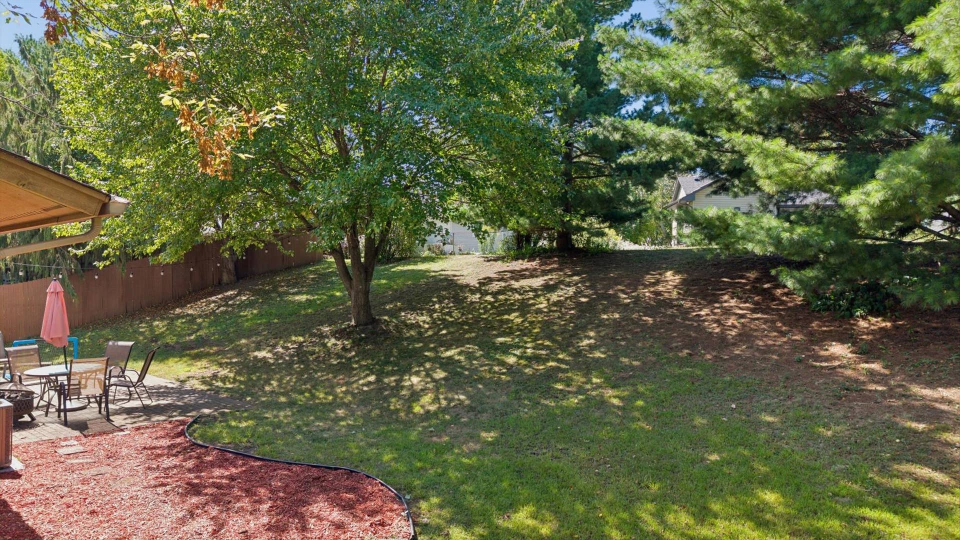 6242 Whispering Oaks Drive, Eden Prairie, MN 55346 07-6242 Whispering Oaks Dr Eden Prairie, MN 55346_06.jpg