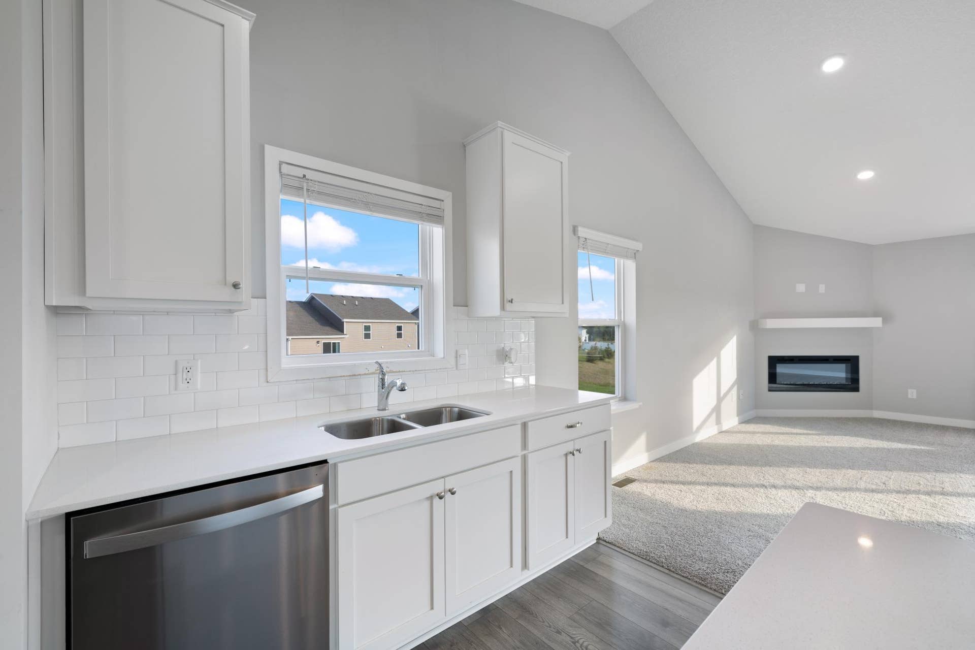 14_kitchen.jpg