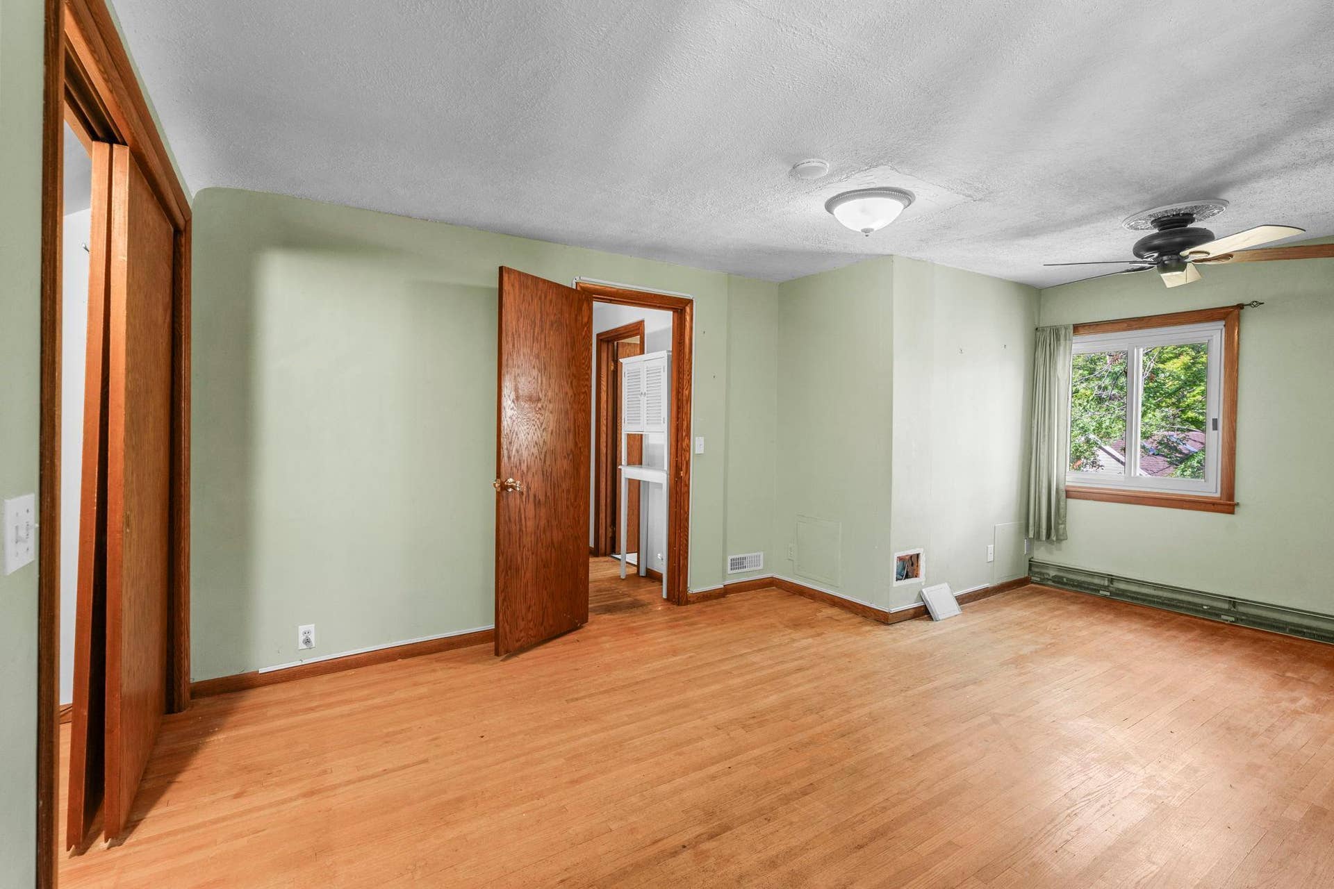 6824 E Fish Lake Road, Maple Grove, MN 55369 28-web-or-mls-6824 E Fish Lake Rd-36.jpg