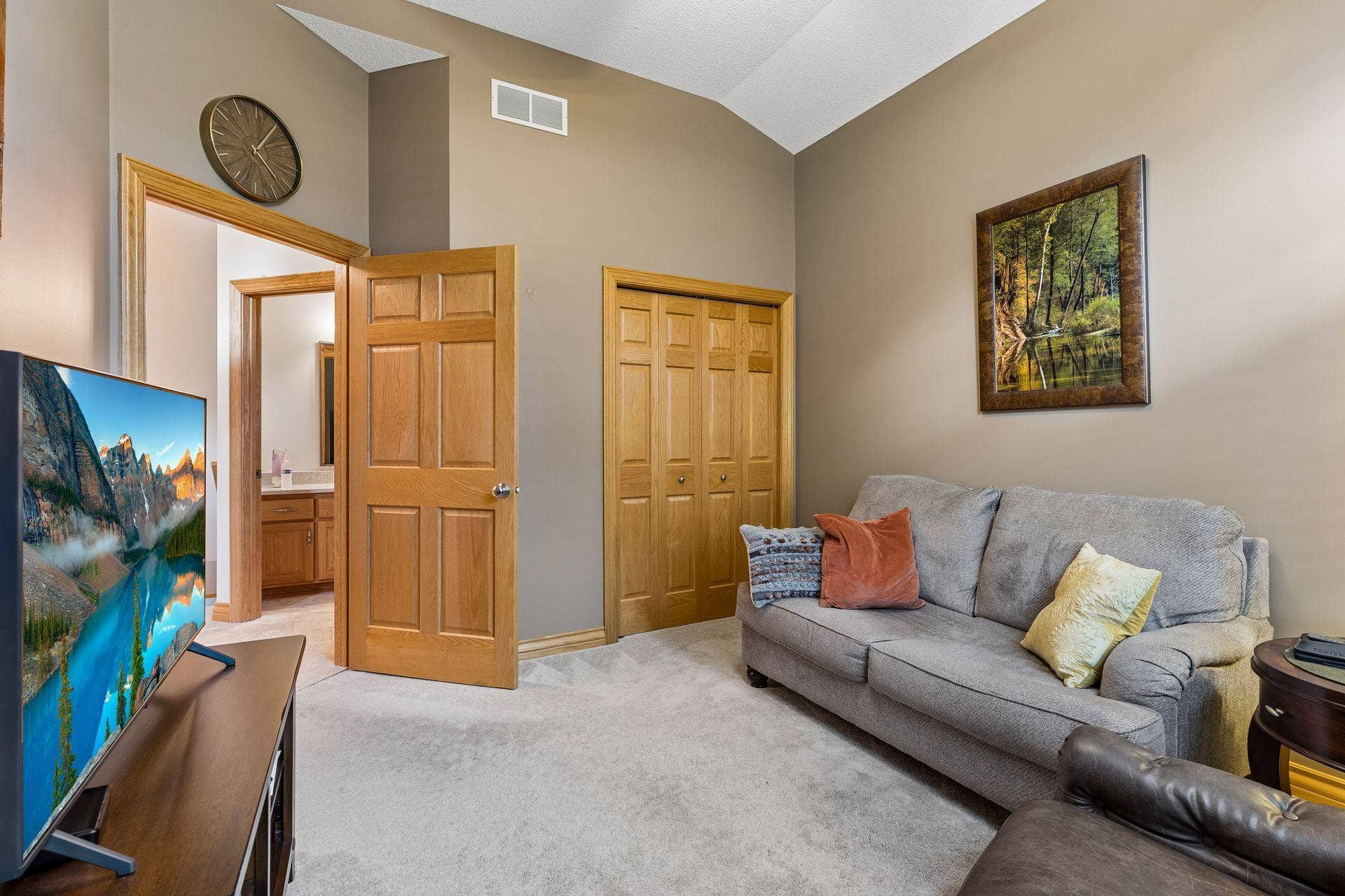 10162 Chestnut Circle N, Brooklyn Park, MN 55443 10162 Chestnut Circle N, Brooklyn Park, MN 55443