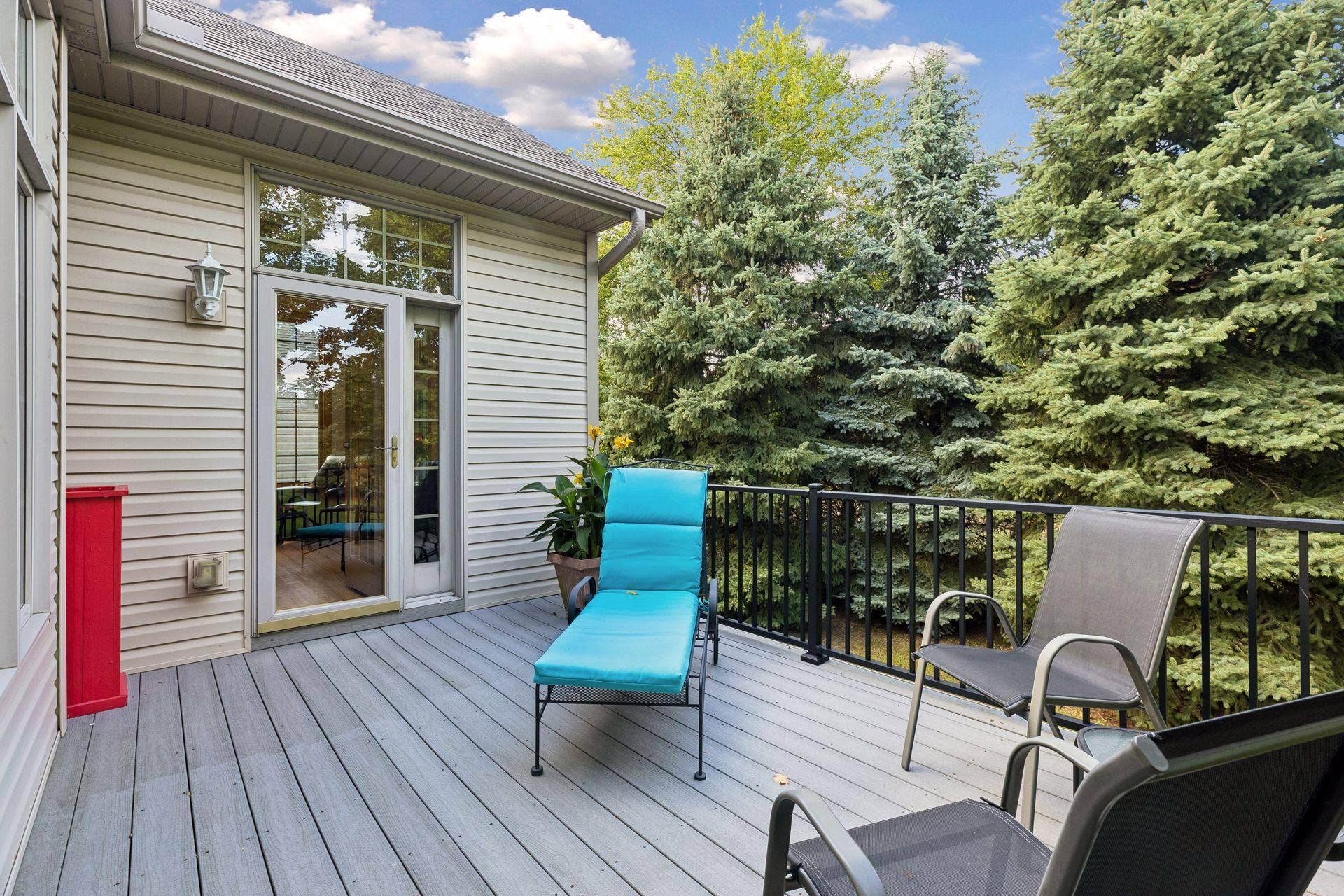 10162 Chestnut Circle N, Brooklyn Park, MN 55443 10162 Chestnut Circle N, Brooklyn Park, MN 55443