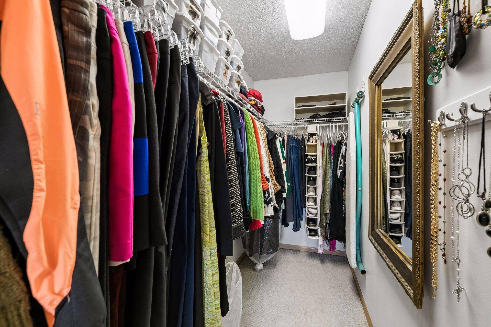 18847 Inca Avenue, Lakeville, MN 55044 Primary walk-in closet