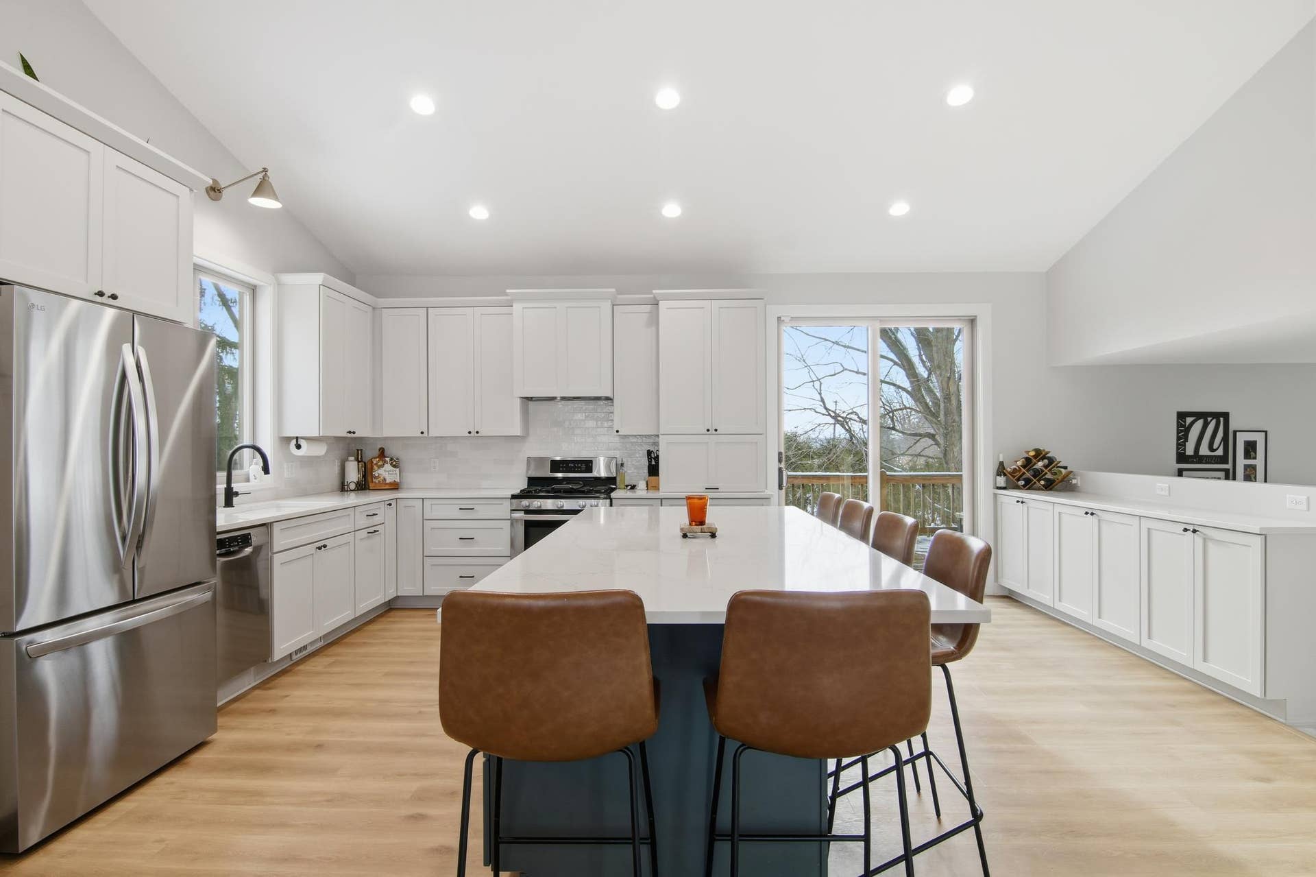 9953 Starlight Drive, Woodbury, MN 55125 9953 Starlight Drive, Woodbury, MN 55125