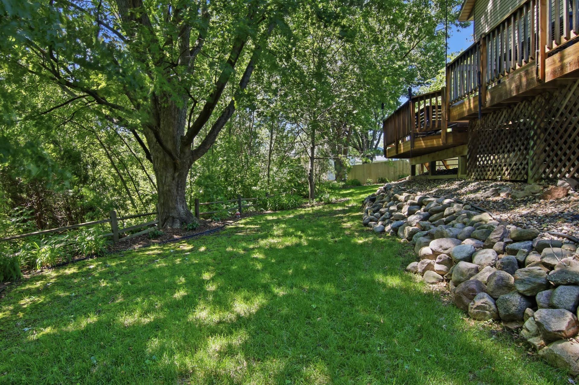 9953 Starlight Drive, Woodbury, MN 55125 9953 Starlight Drive, Woodbury, MN 55125