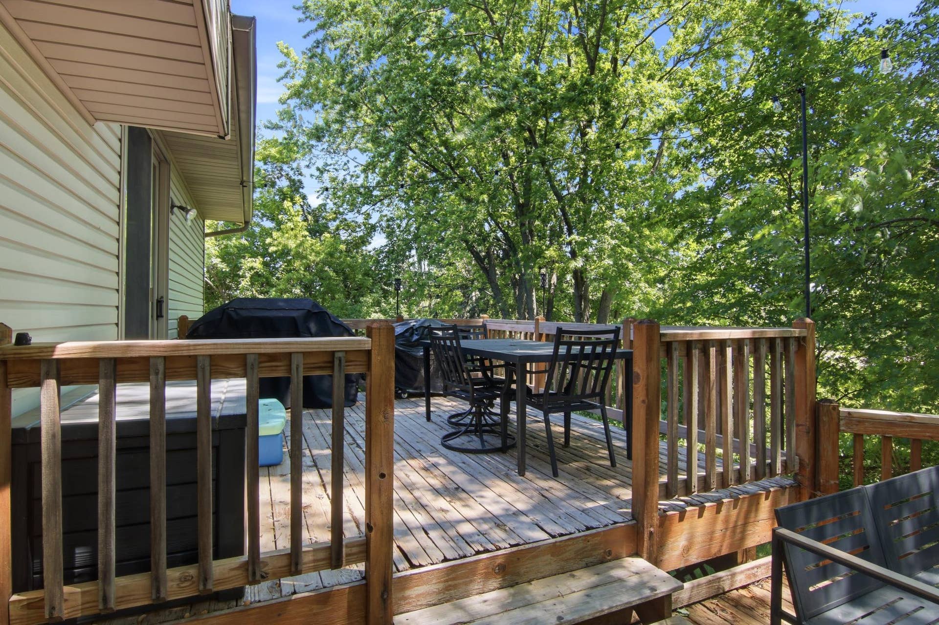 9953 Starlight Drive, Woodbury, MN 55125 9953 Starlight Drive, Woodbury, MN 55125
