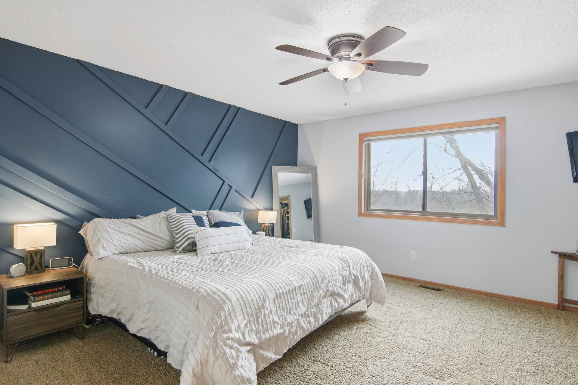 9953 Starlight Drive, Woodbury, MN 55125 9953 Starlight Drive, Woodbury, MN 55125