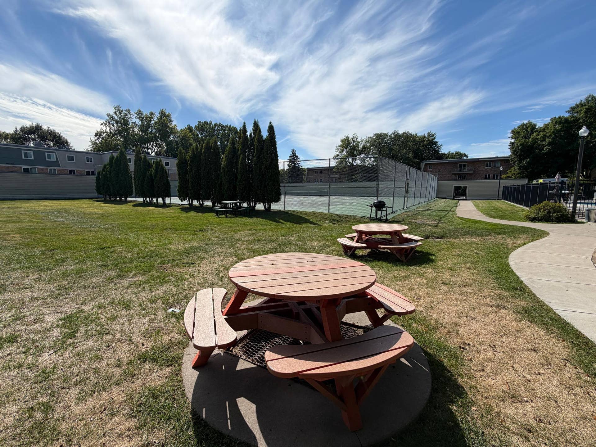 7316 W 22nd Street, #305, Saint Louis Park, MN 55426 Grilling and Picnic Area