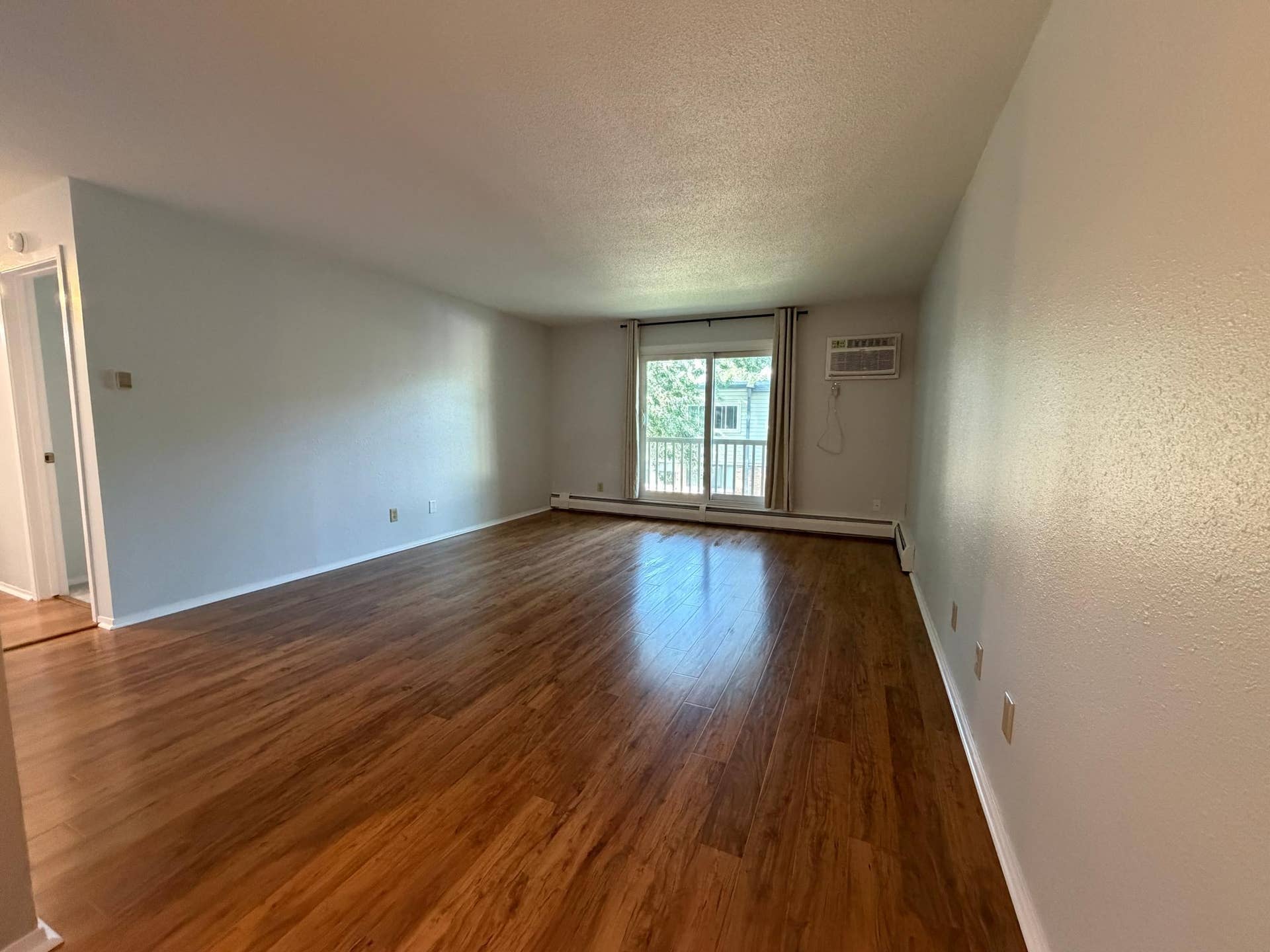 7316 W 22nd Street, #305, Saint Louis Park, MN 55426 Family Room