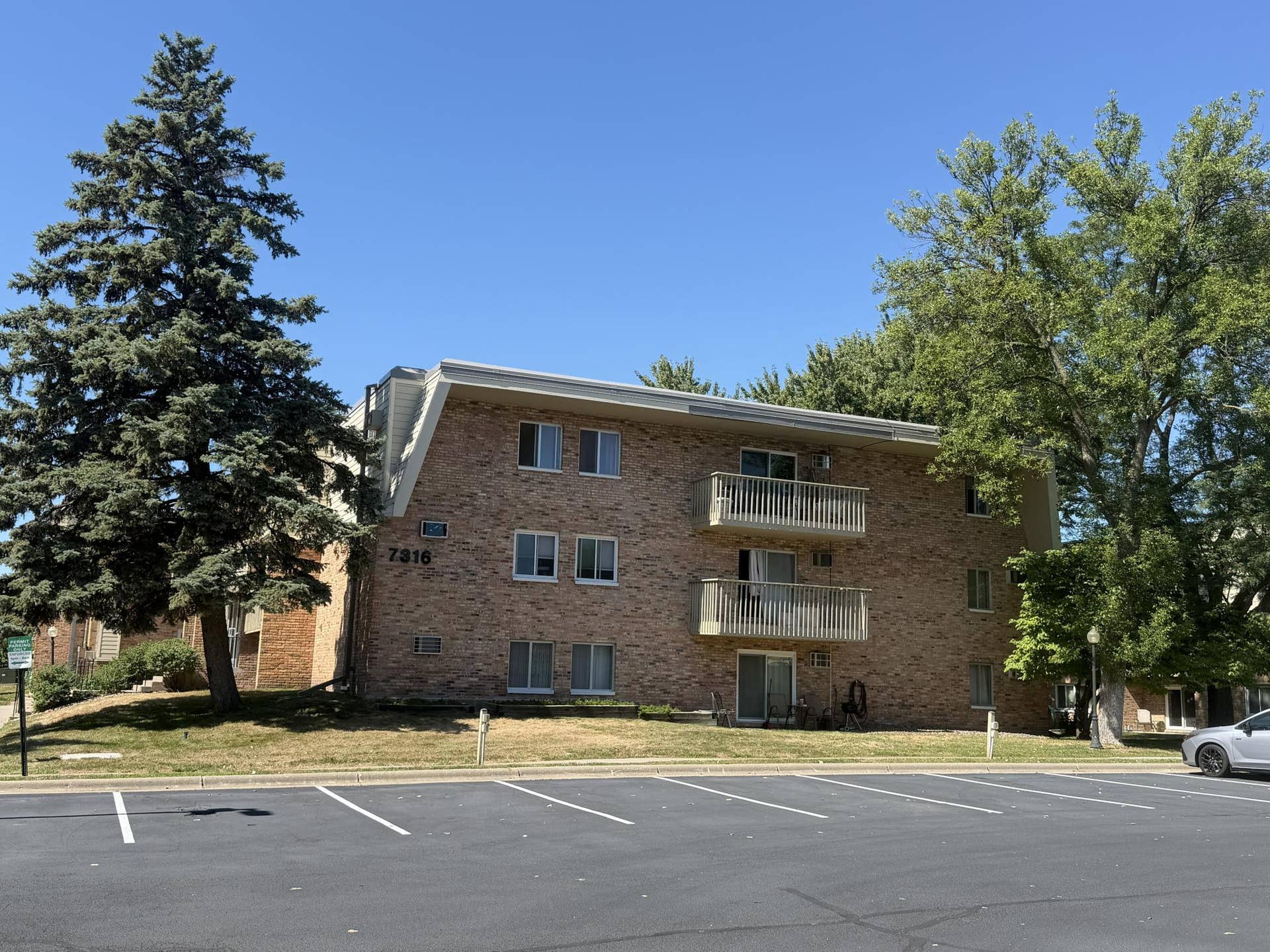 7316 W 22nd Street, #305, Saint Louis Park, MN 55426 7316 Building Side.jpg