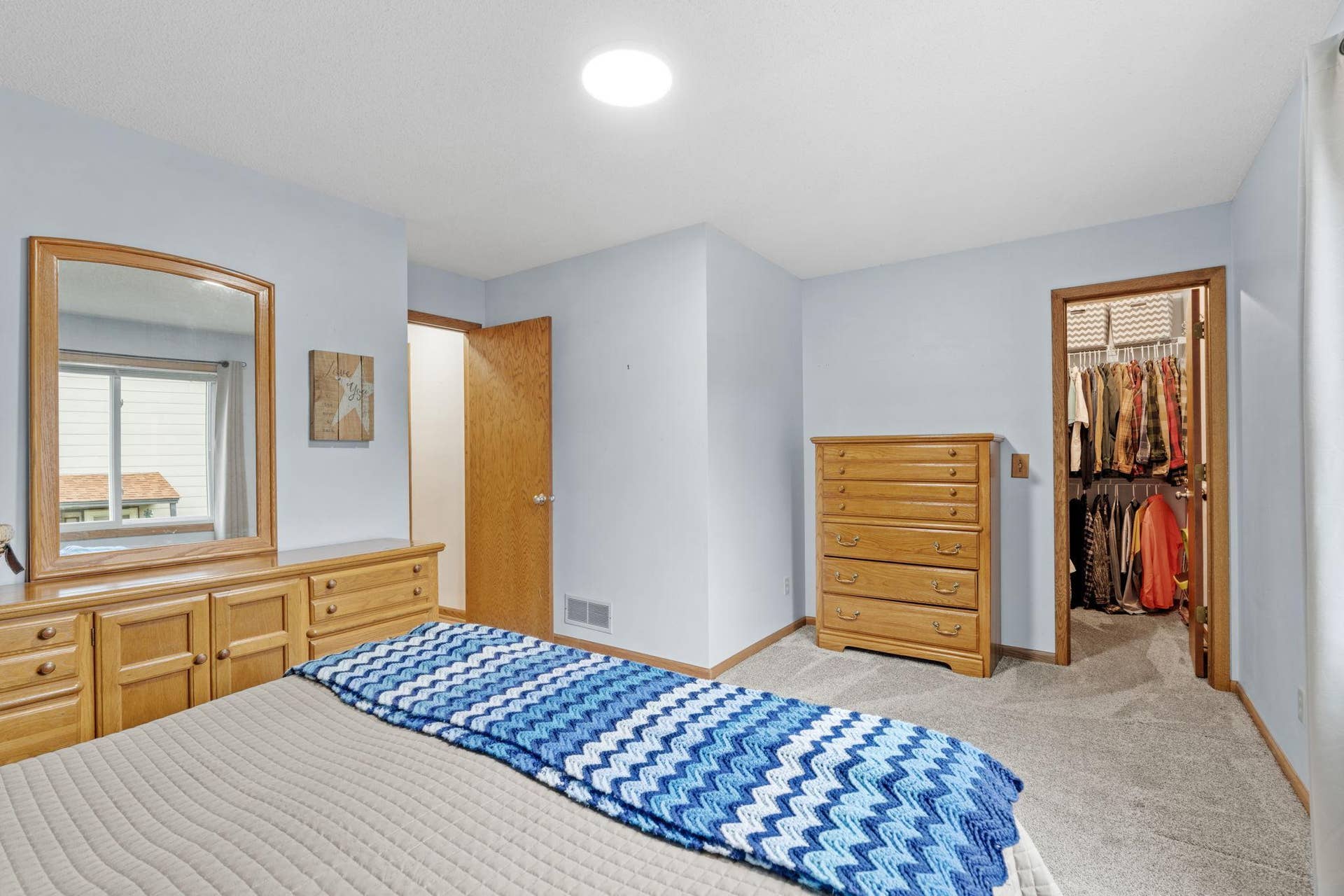 8989 Kirkwood Circle N, Maple Grove, MN 55369