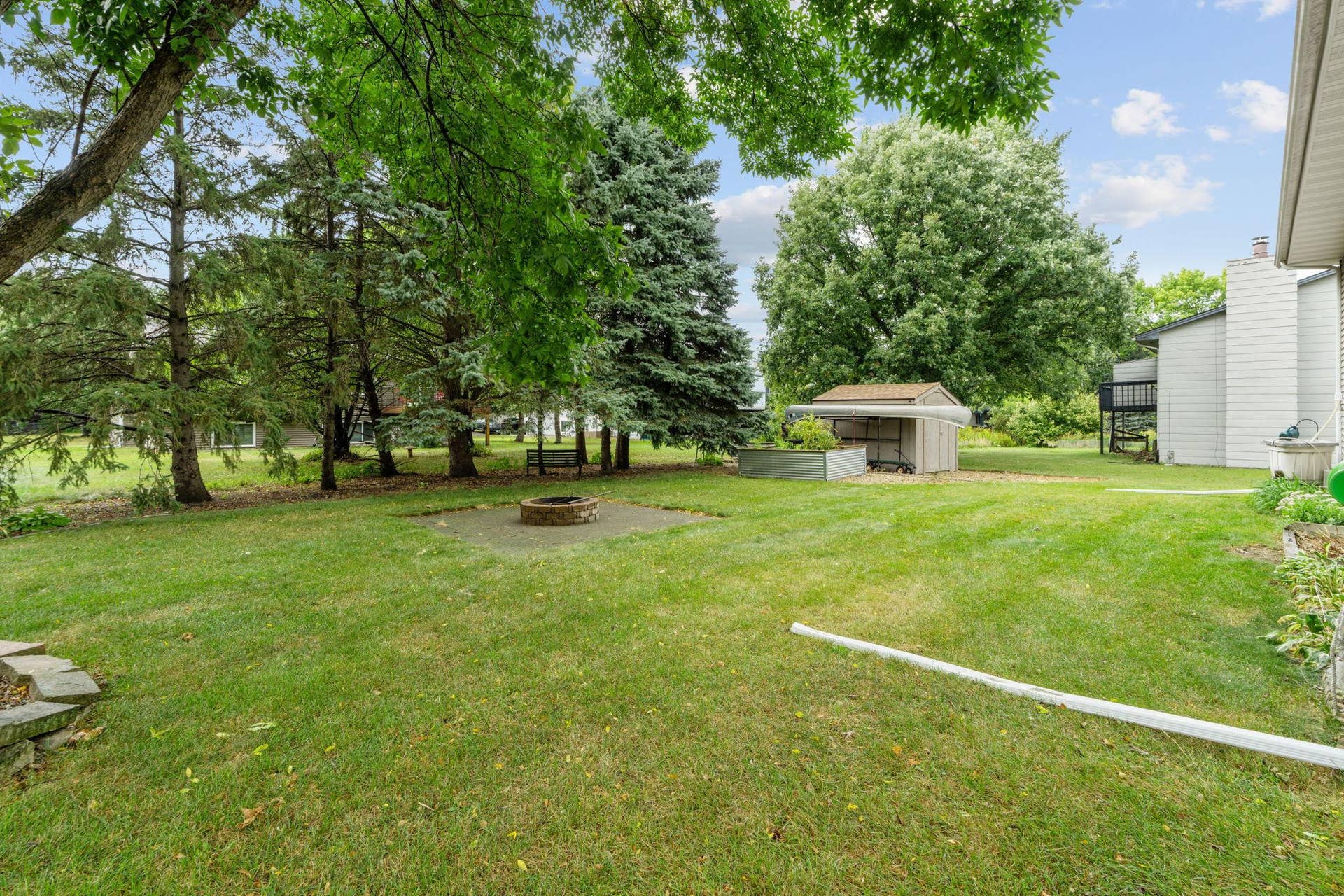 8989 Kirkwood Circle N, Maple Grove, MN 55369