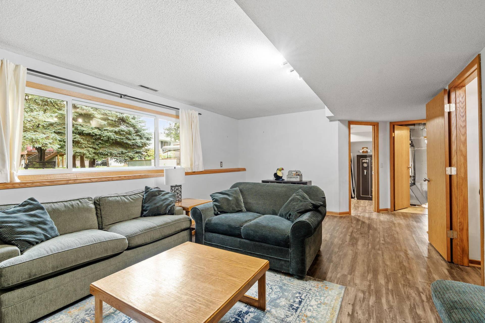 8989 Kirkwood Circle N, Maple Grove, MN 55369