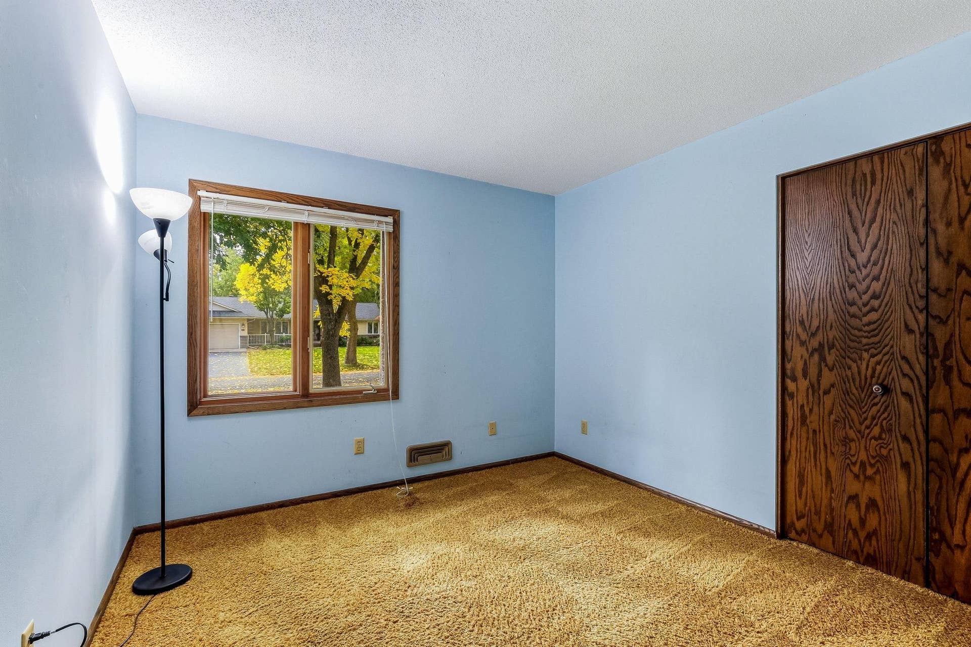 10448 106th Place N, Maple Grove, MN 55369 17-web-or-mls-10448-106th-Pl-17.jpg