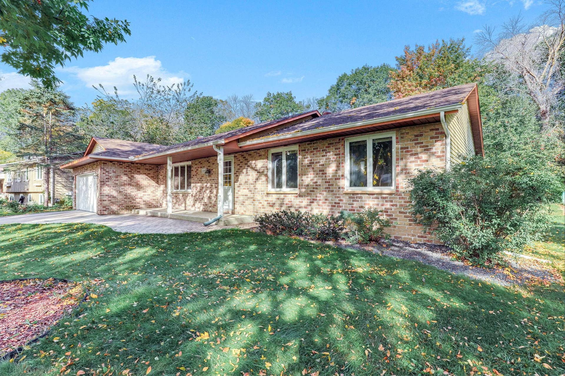10448 106th Place N, Maple Grove, MN 55369 2-web-or-mls-10448-106th-Pl-02.jpg