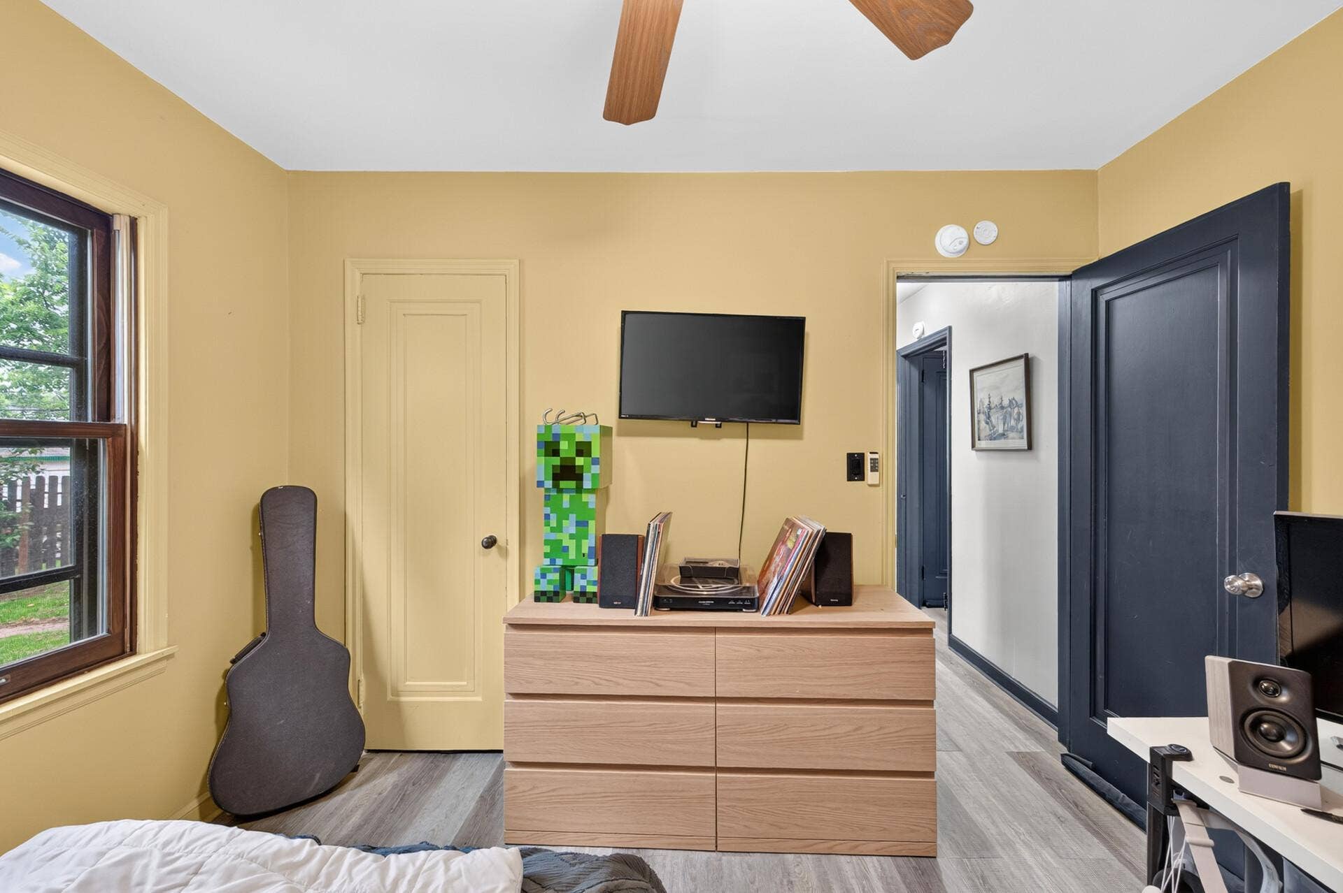 5740 22nd Avenue S, 82, Minneapolis, MN 55417 17_5740_22nd17_mls.jpg