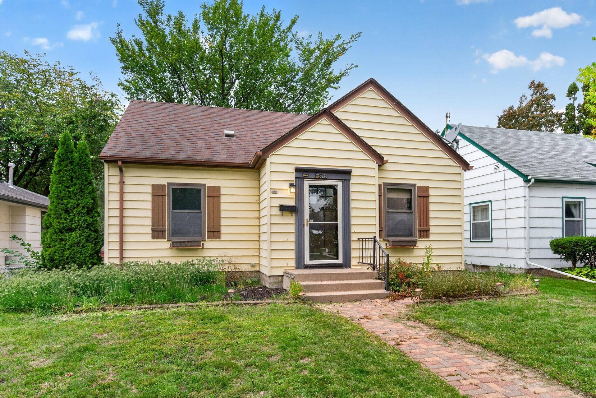 5740 22nd Avenue S, 82, Minneapolis, MN 55417 02_5740_22nd2_mls.jpg