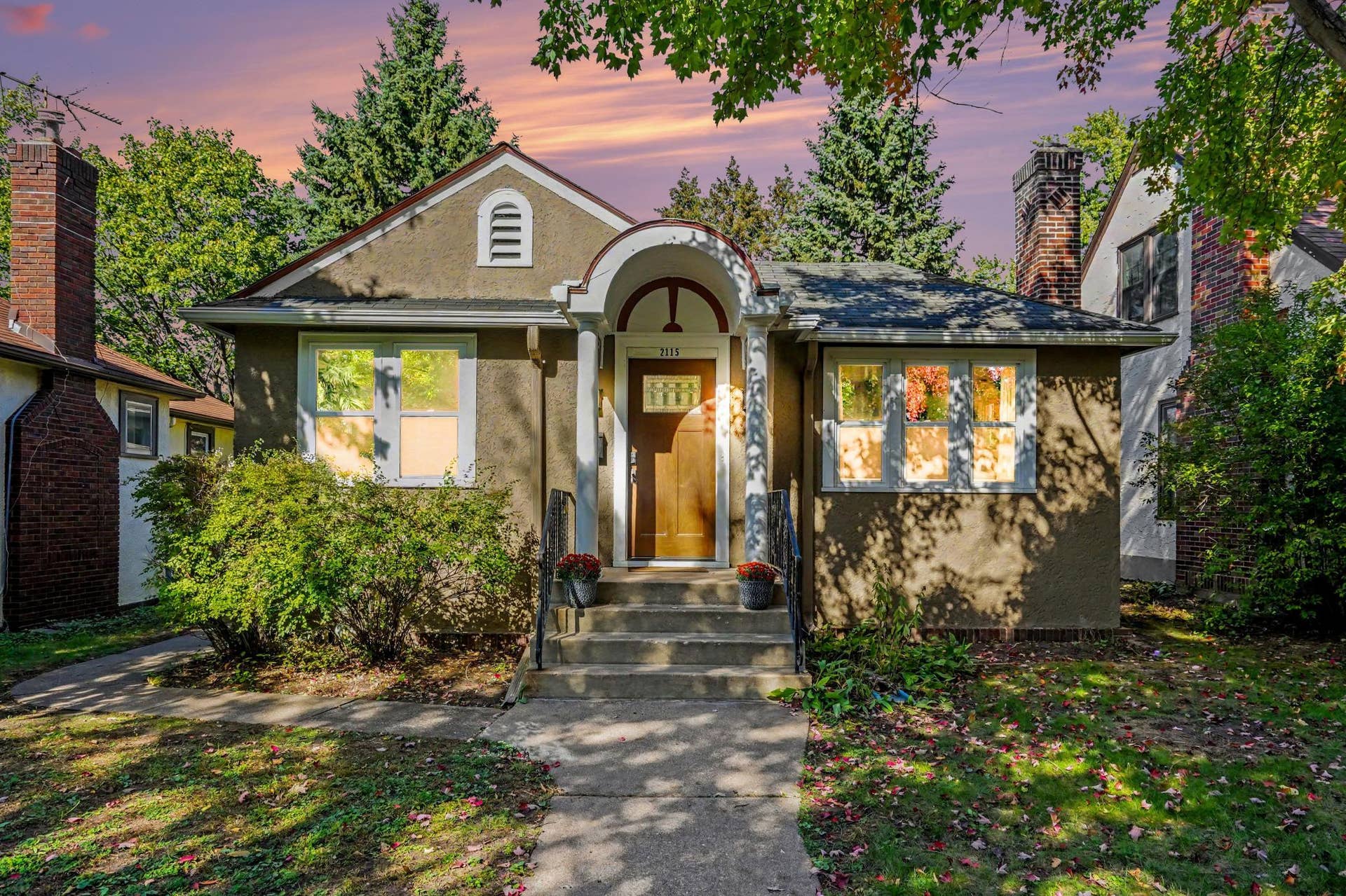 2115 Palace Avenue, 95, Saint Paul, MN 55105 Front Exterior
