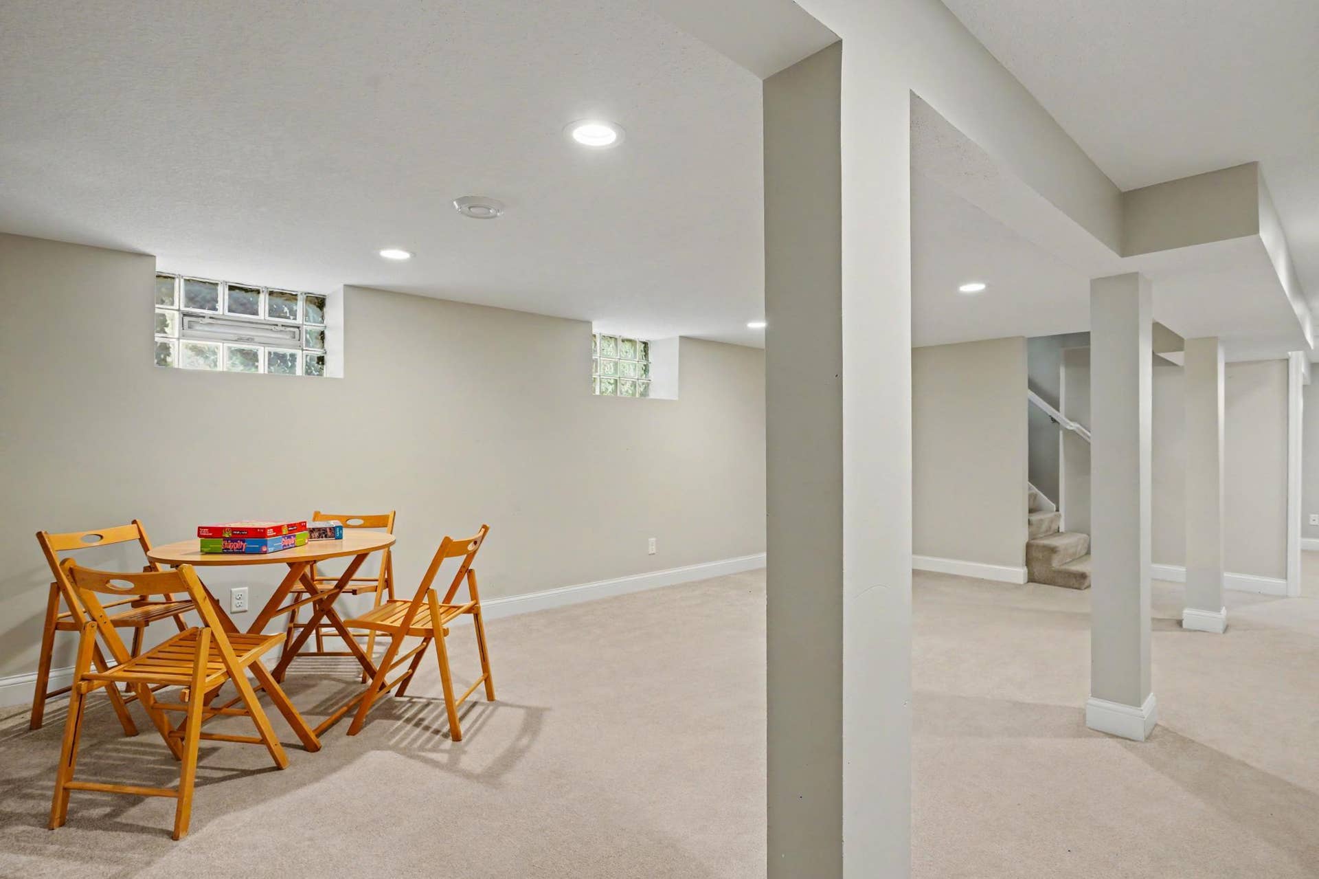 2115 Palace Avenue, 95, Saint Paul, MN 55105 Family room - lower level