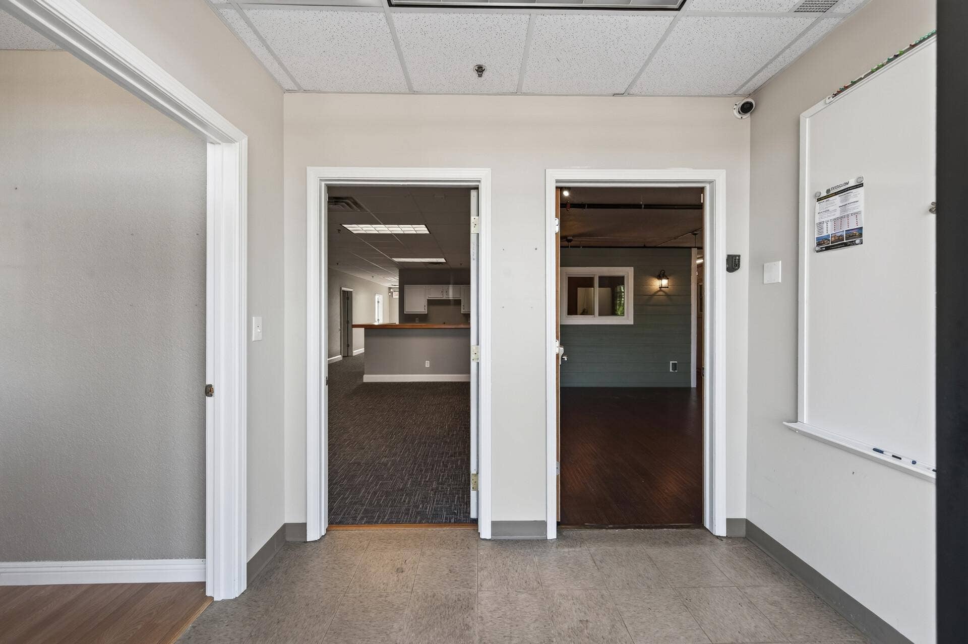1103 Weir Drive, #200, Woodbury, MN 55125 1103 Weir Drive, 200 - entrances to units B, A, & C