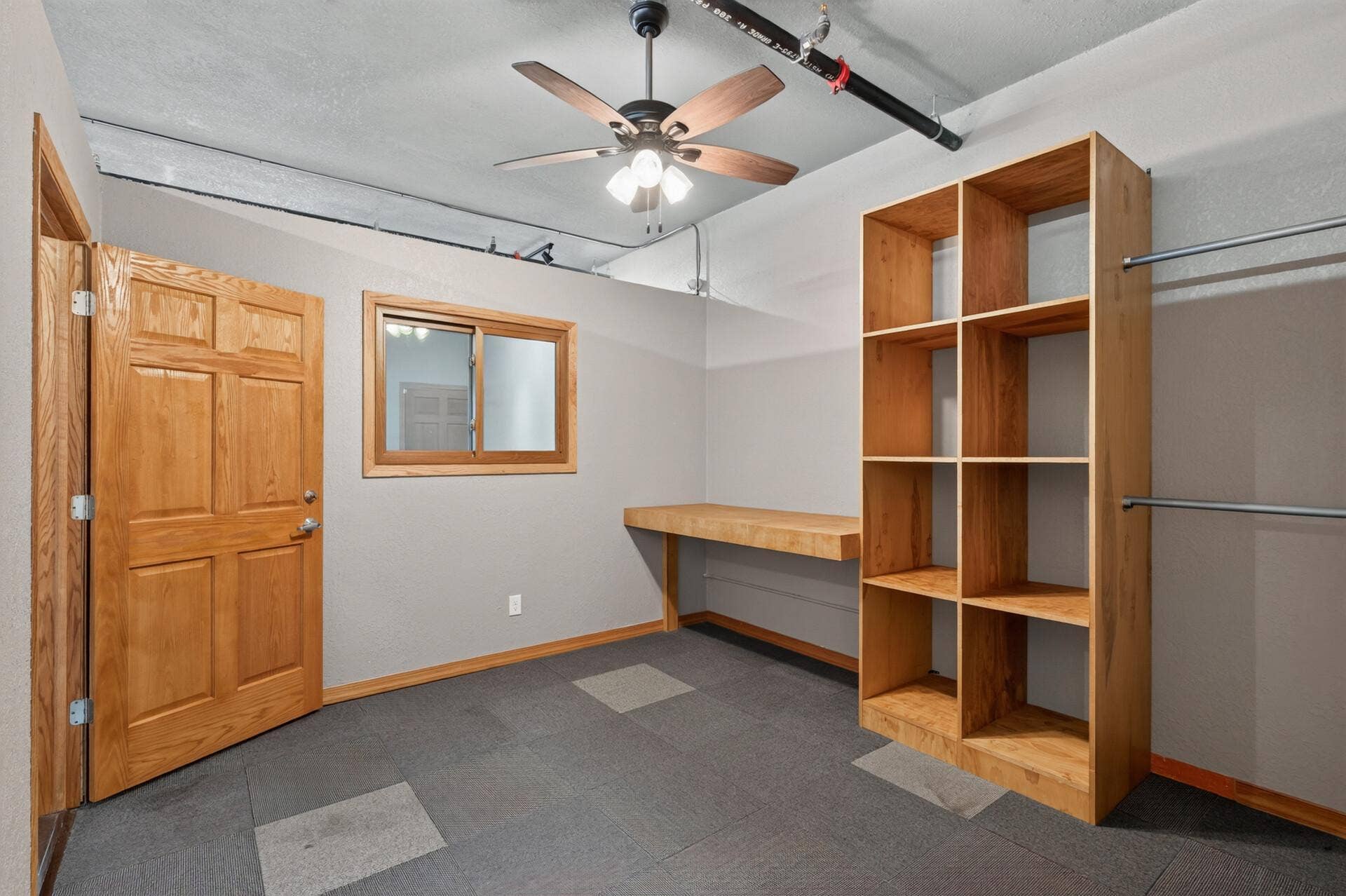 1103 Weir Drive, #200, Woodbury, MN 55125 1103 Weir Drive, #200, Woodbury, MN 55125