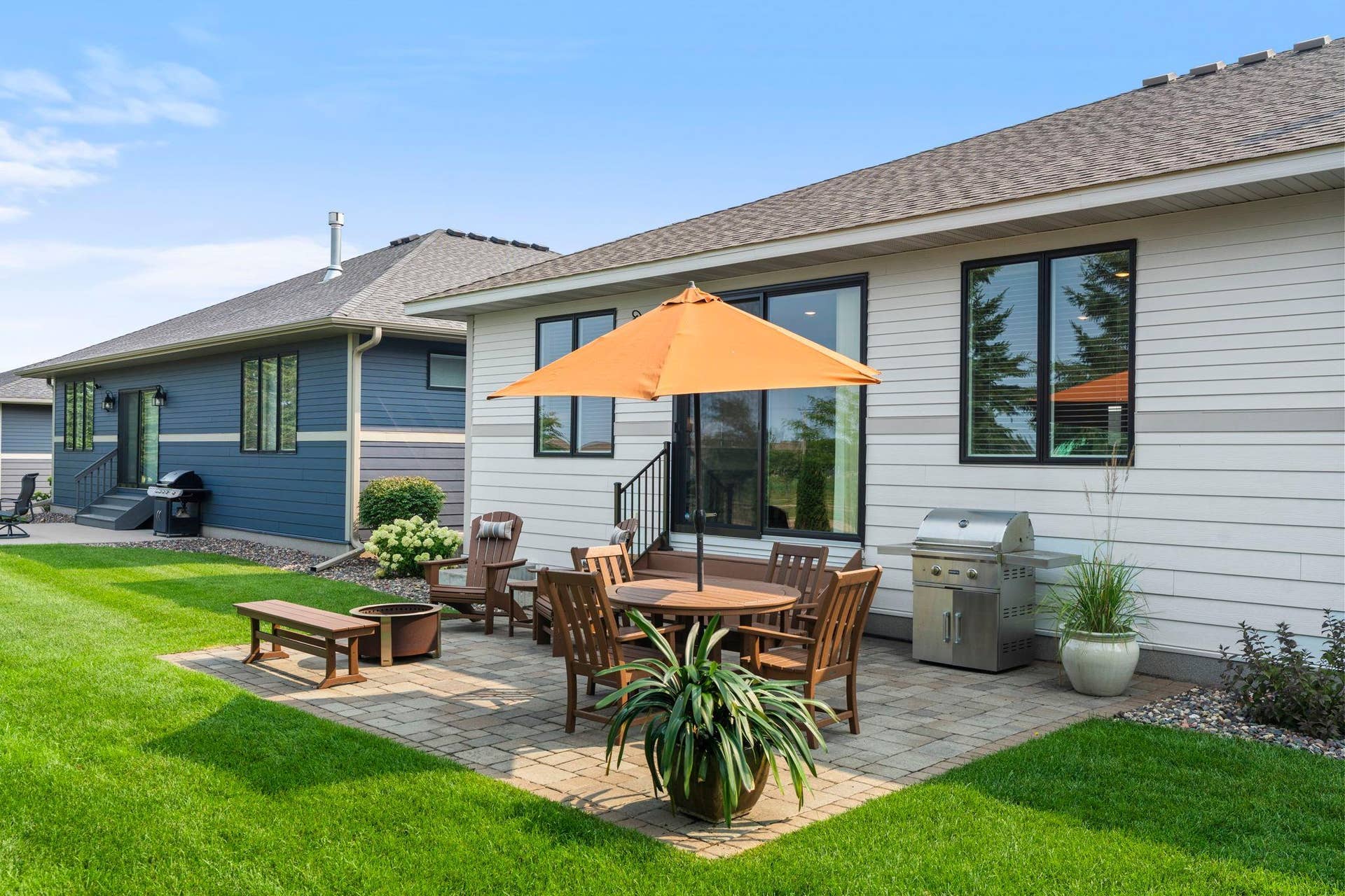 5190 Sundial Lane, Woodbury, MN 55129 5190 Sundial Lane, Woodbury, MN 55129