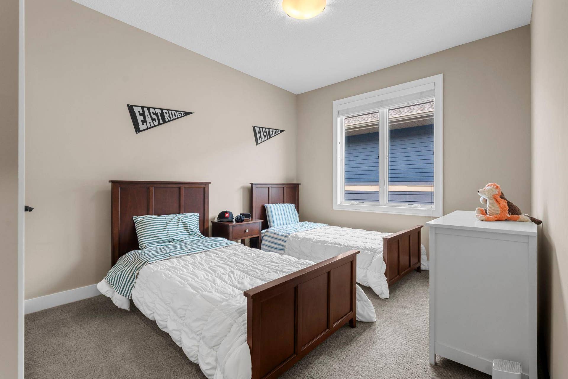 5190 Sundial Lane, Woodbury, MN 55129 2nd Main Floor Bedroom