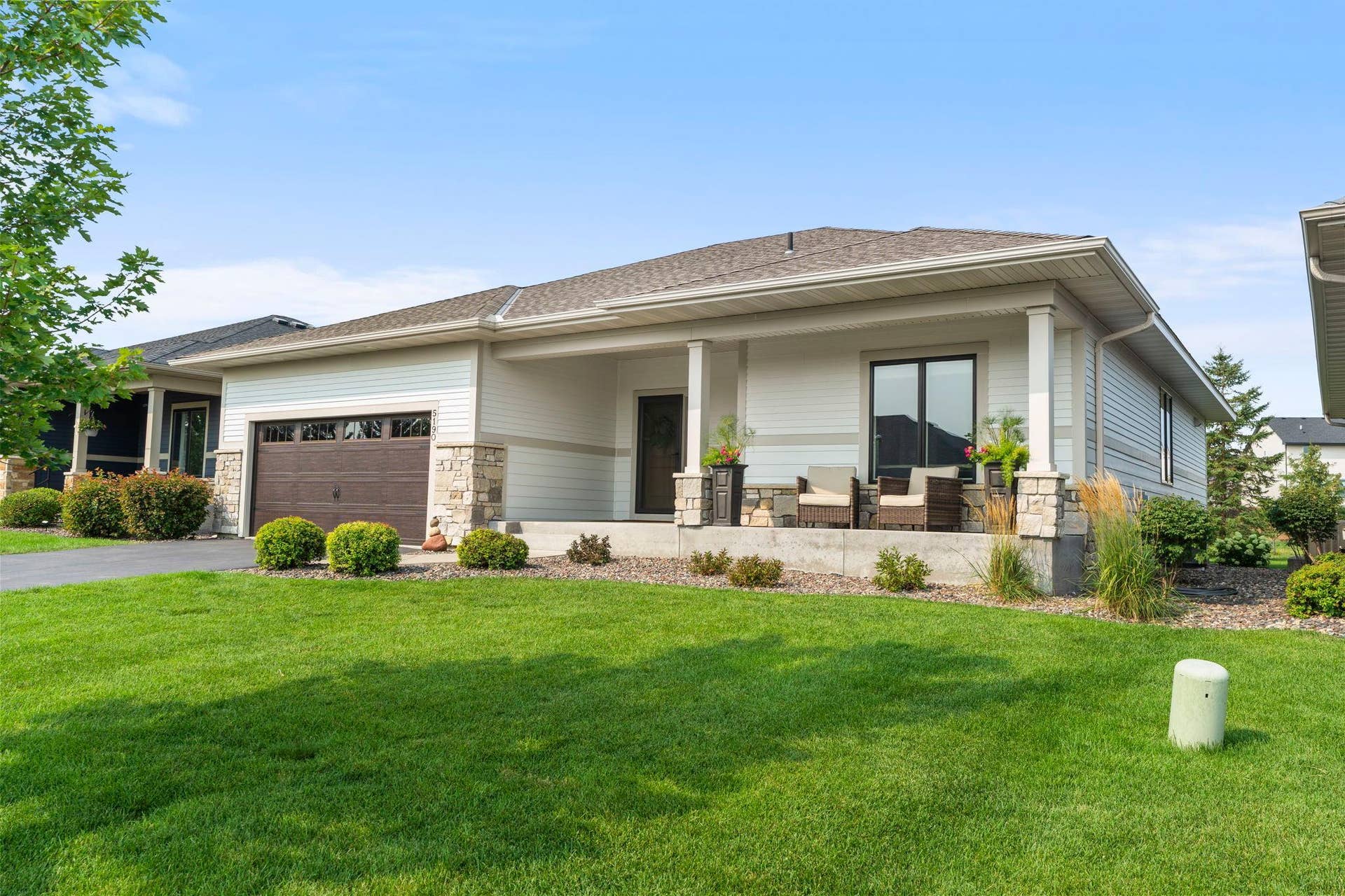 5190 Sundial Lane, Woodbury, MN 55129 5190 Sundial Lane, Woodbury, MN 55129